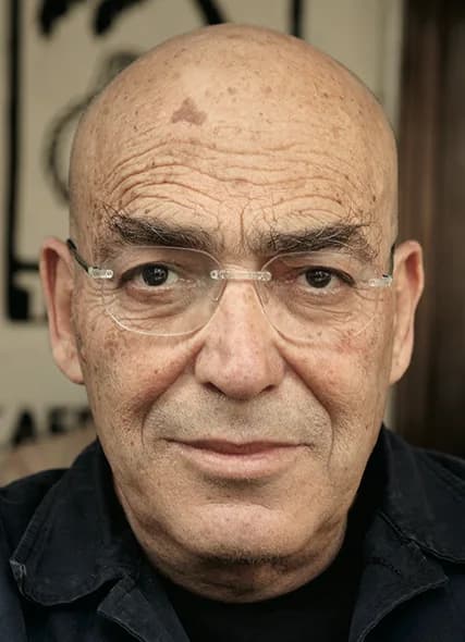 David Tartakover