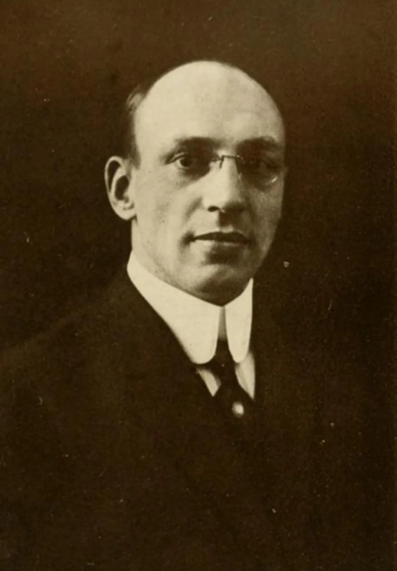 Dexter W. Draper