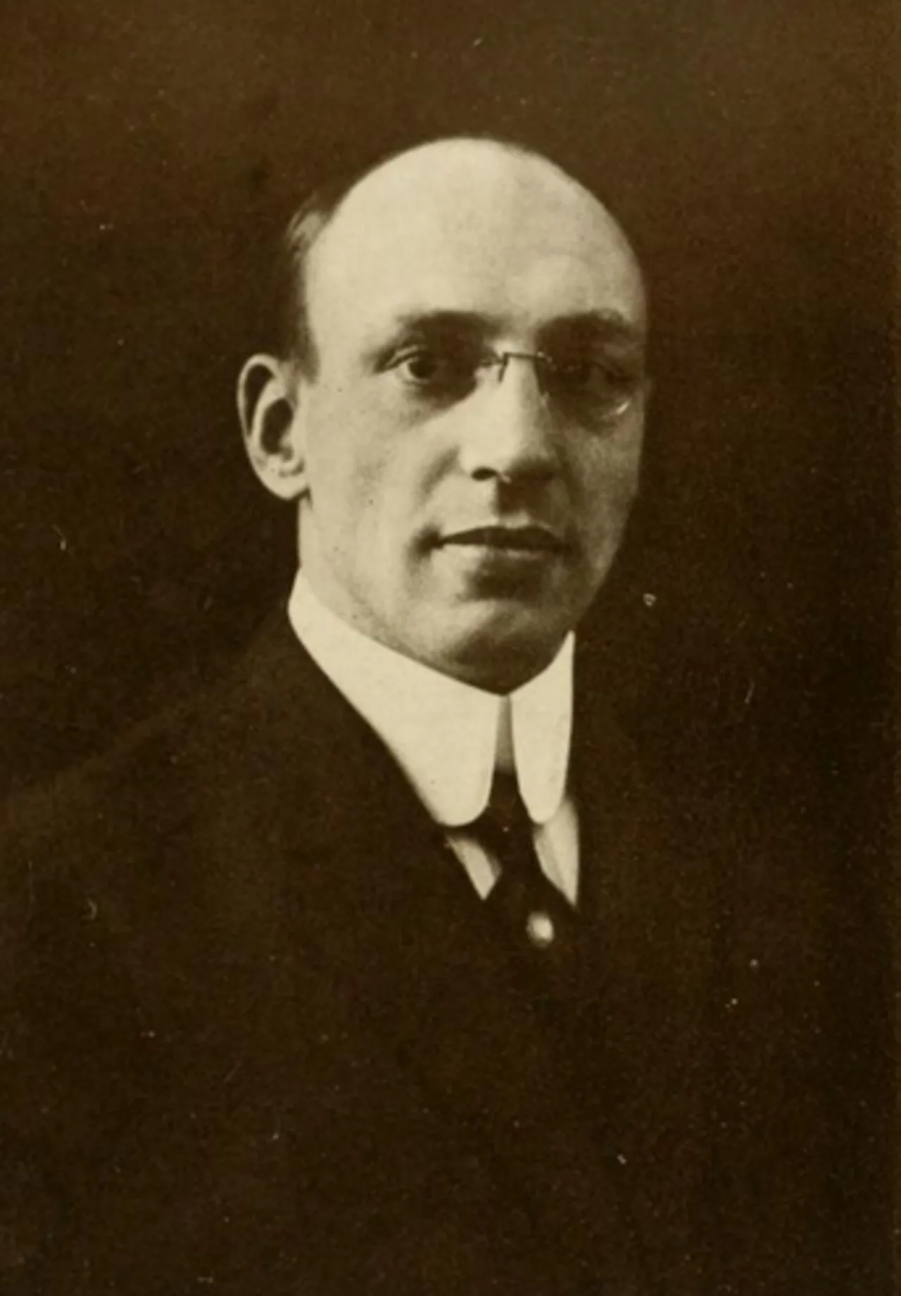 Dexter W. Draper