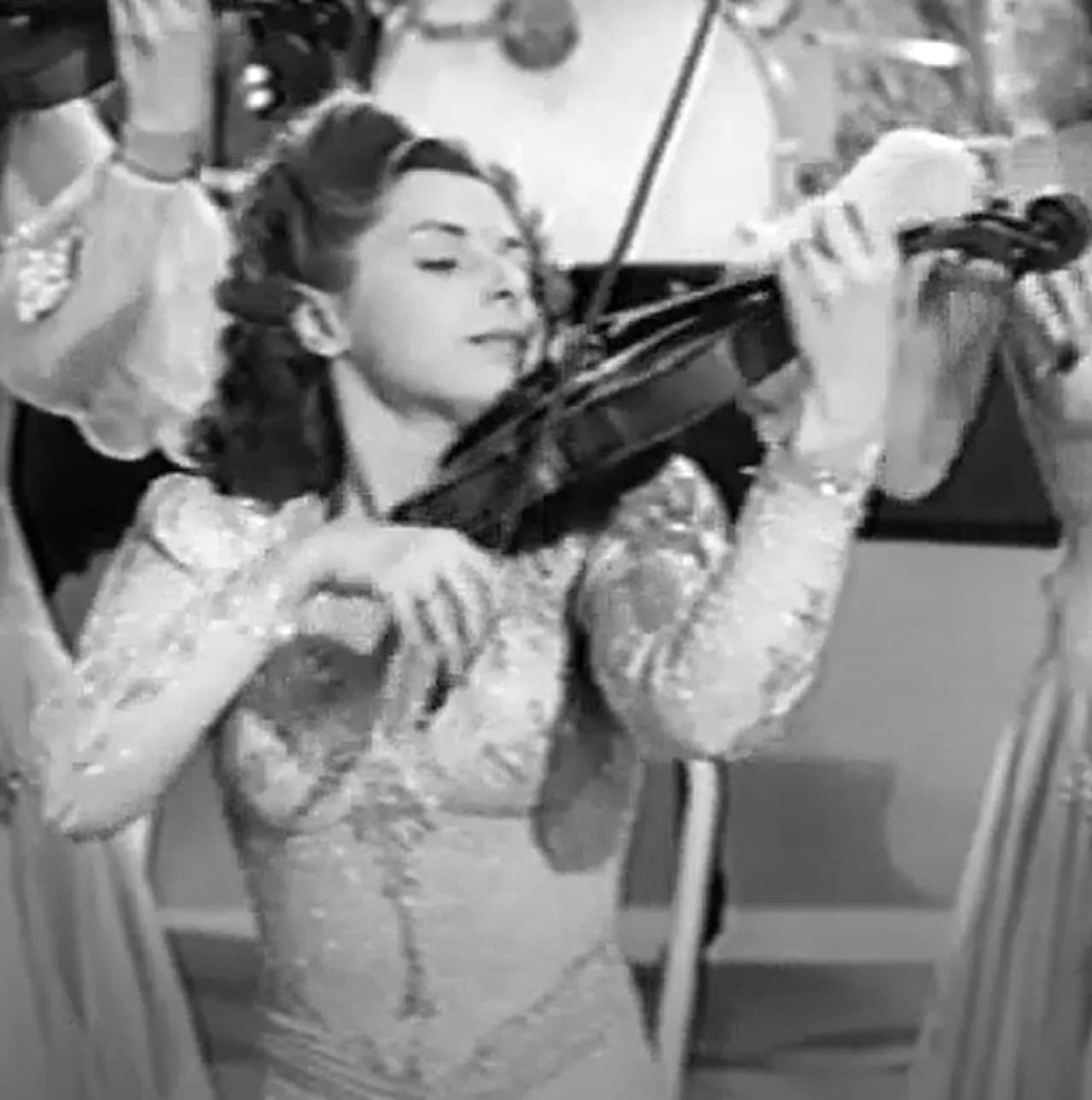 Evelyn Kaye