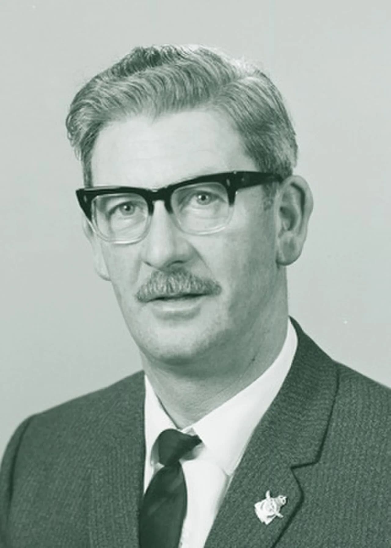 Don Devitt