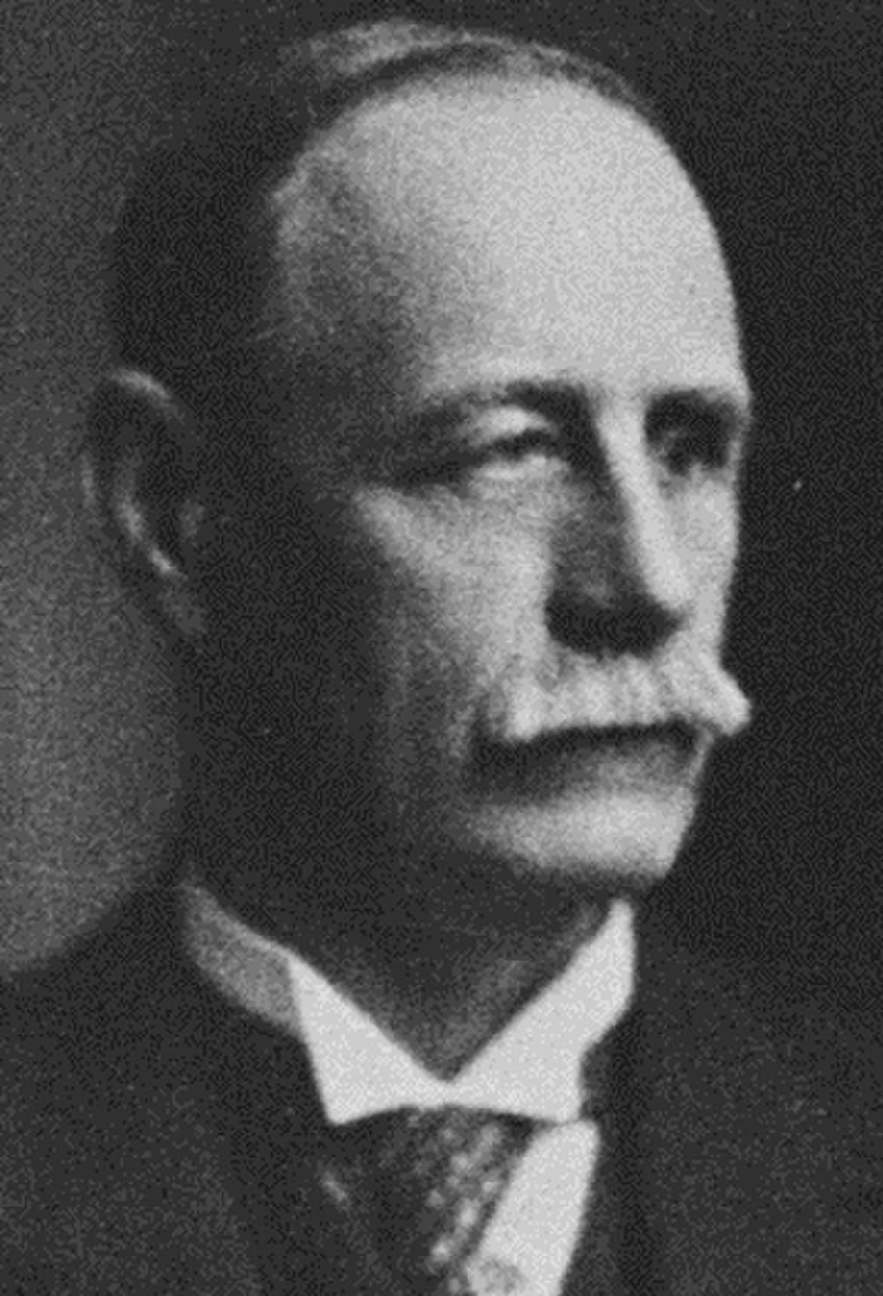 Douglas Lynsar