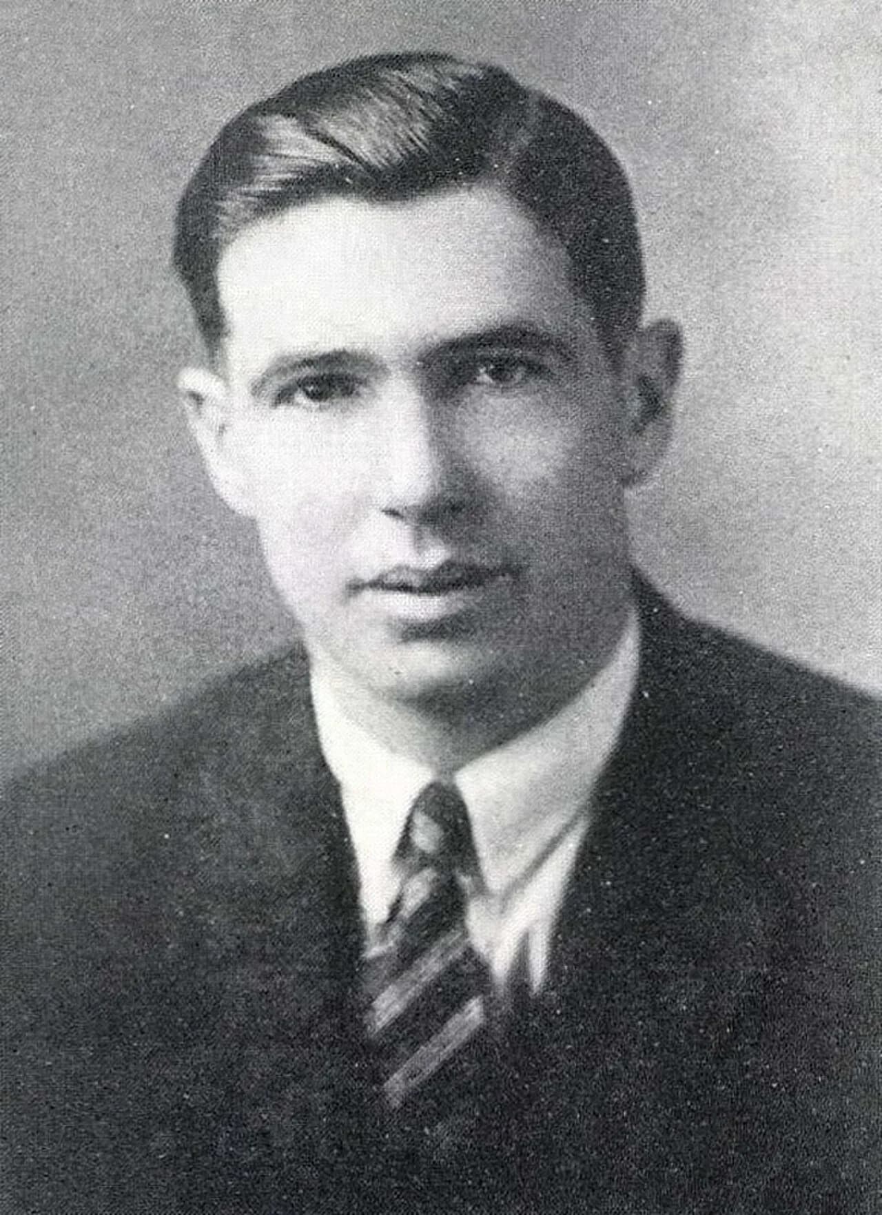 Earl Martineau