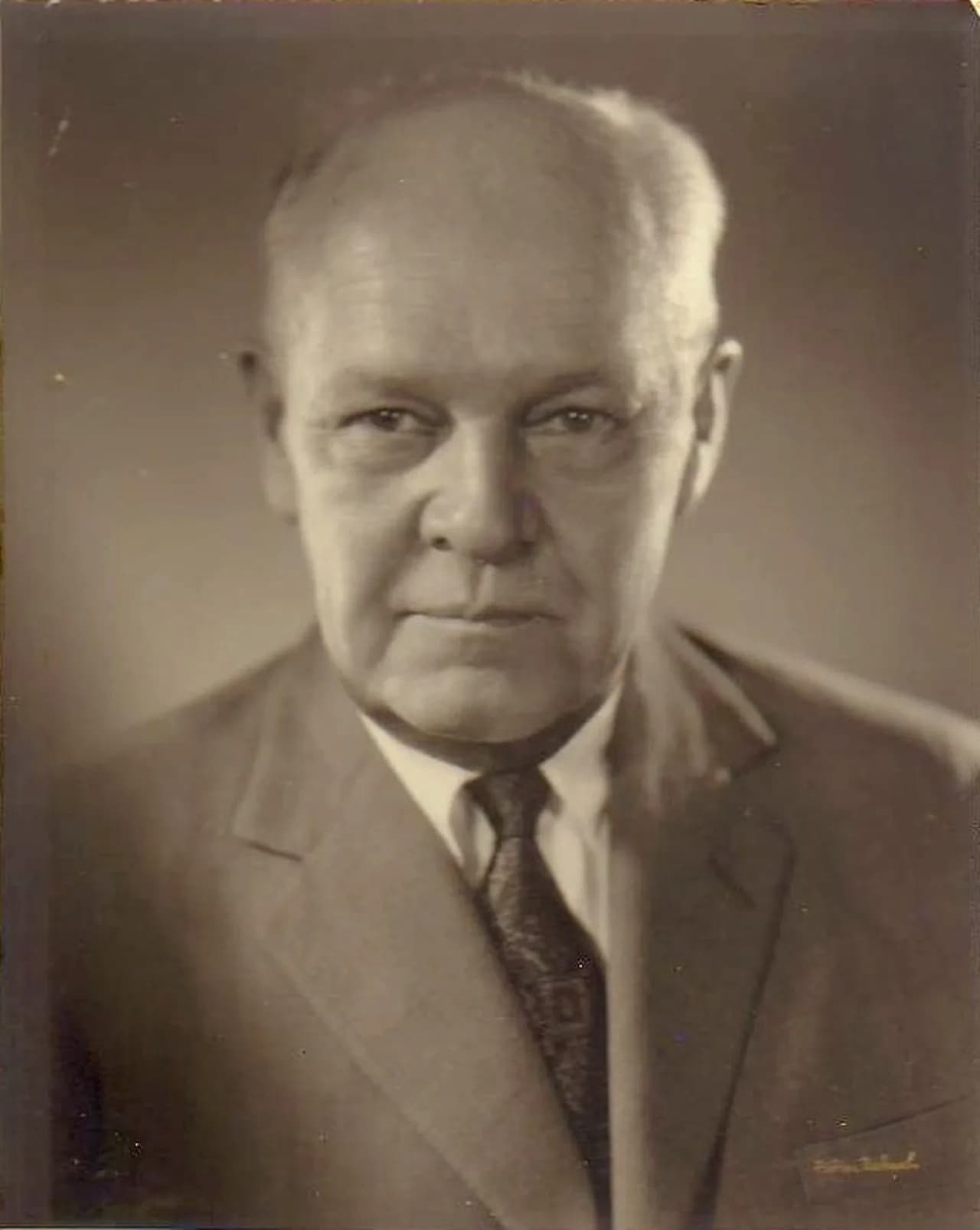Edgar G. Crossman