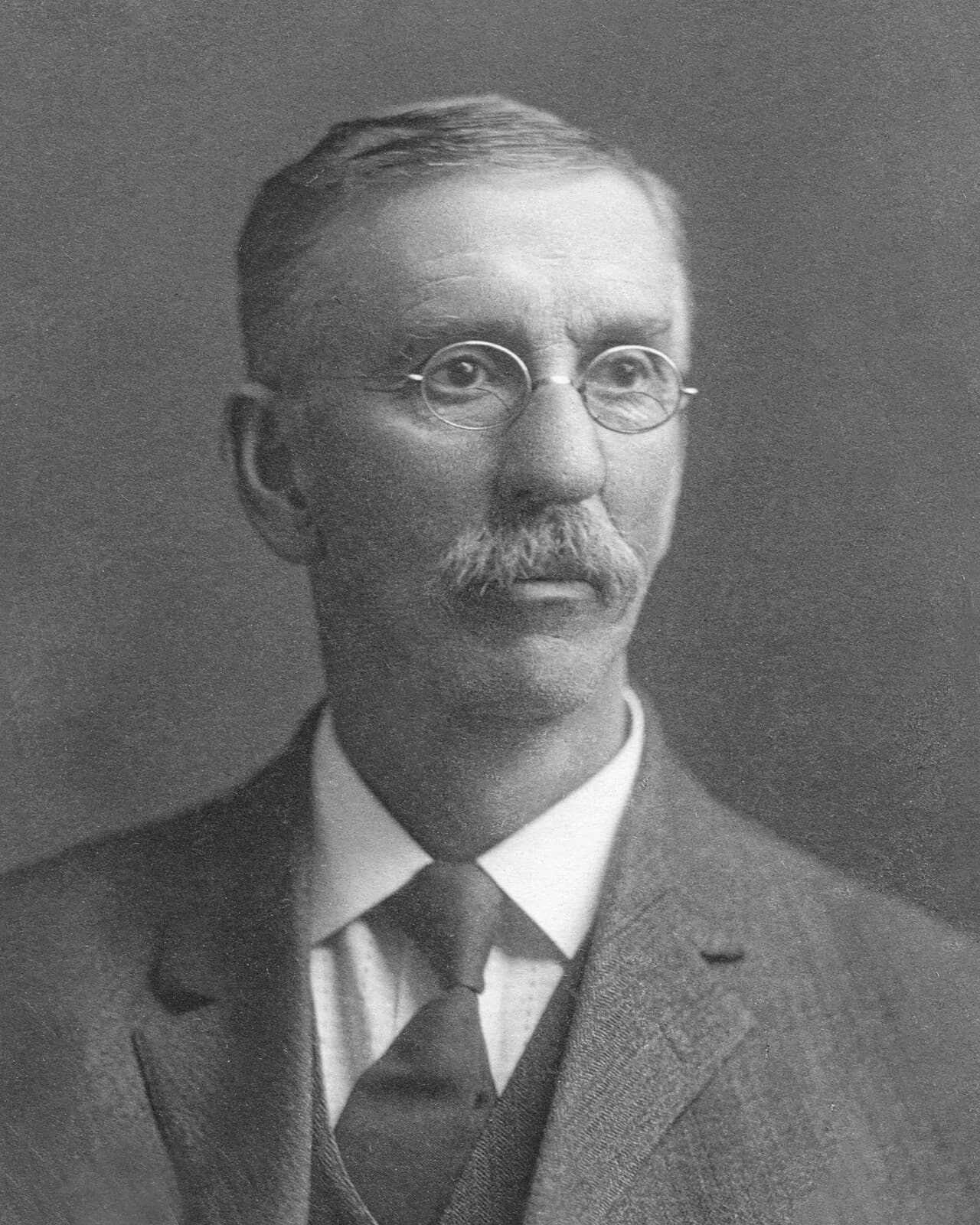 Edson White