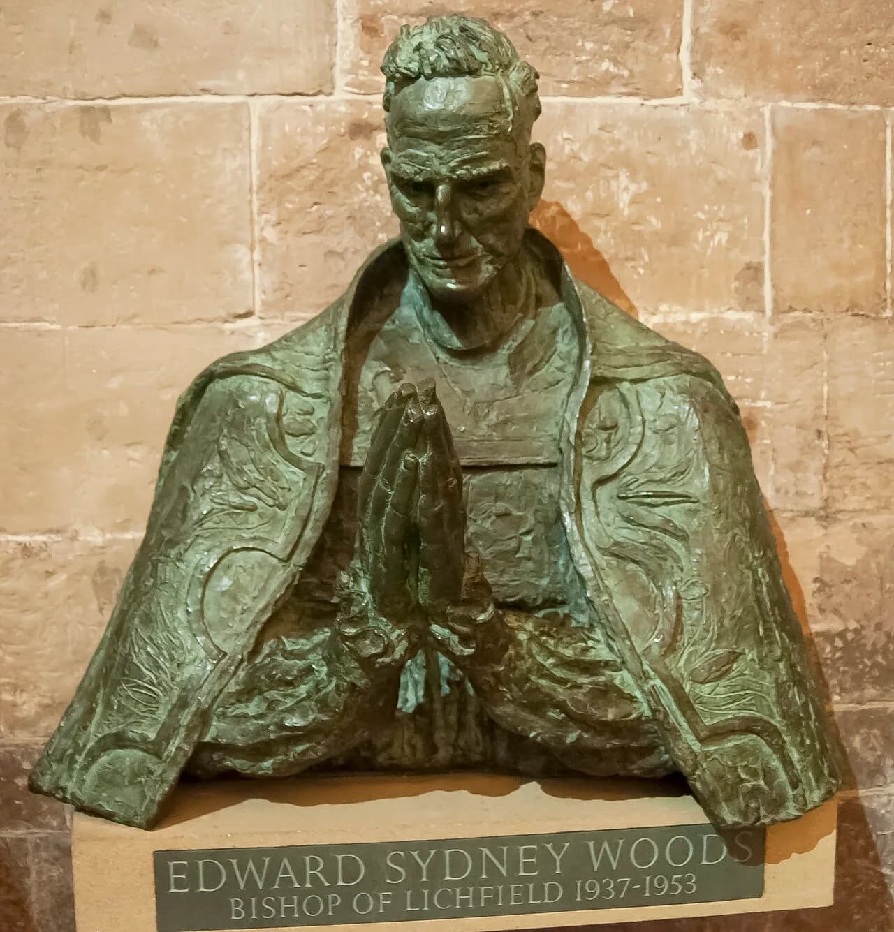 Edward Woods