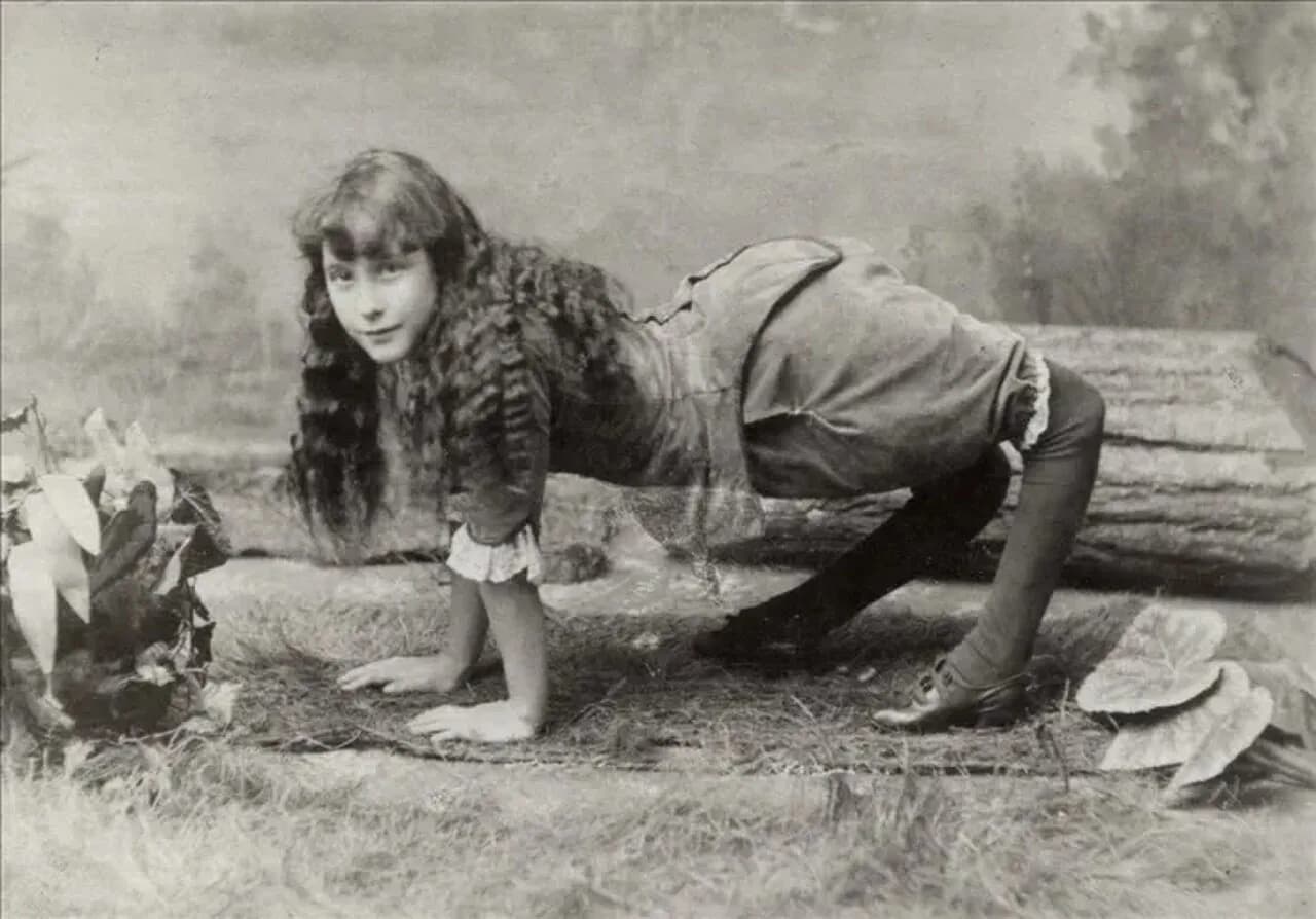 Ella Harper
