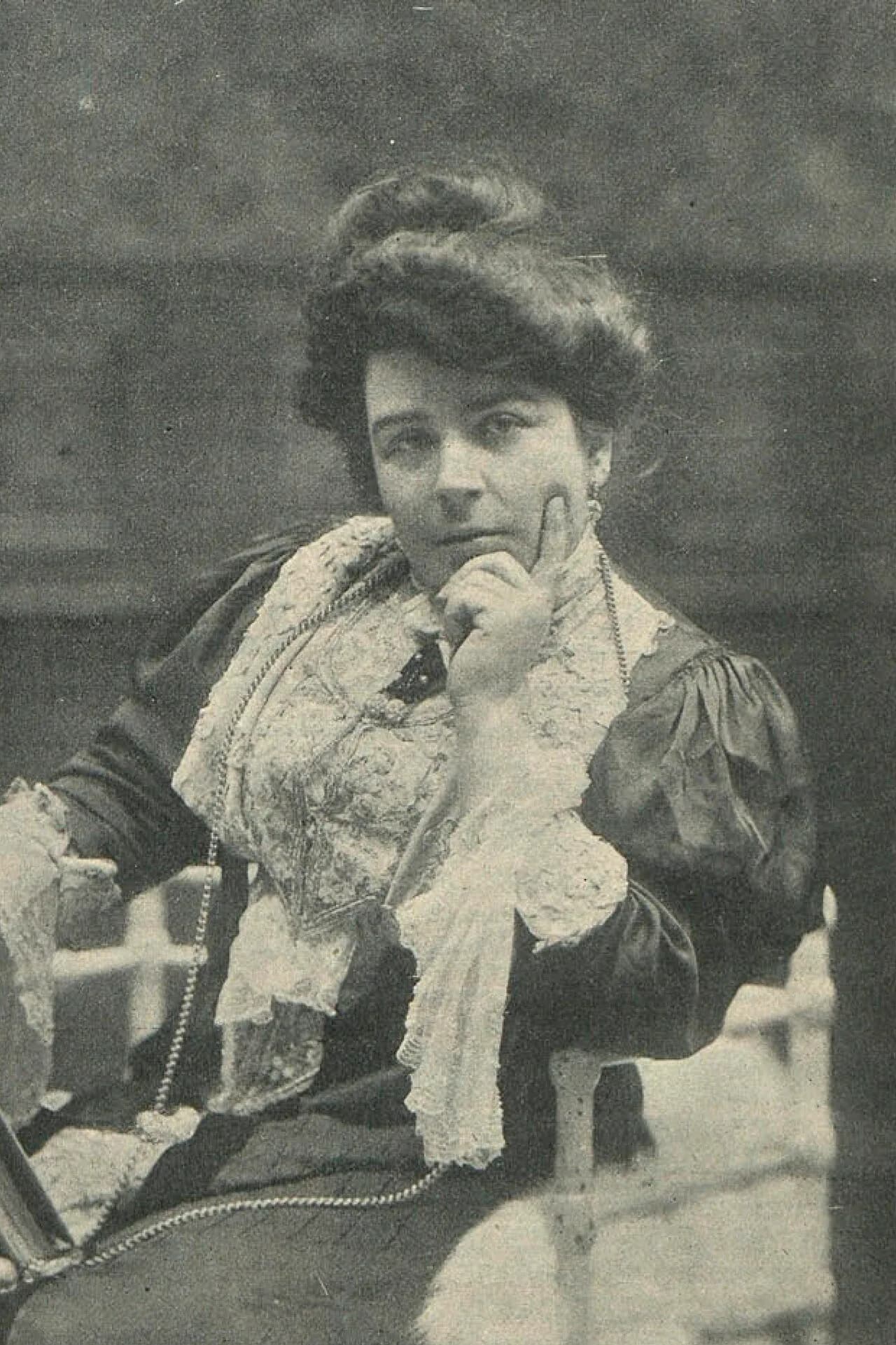Emma Carelli