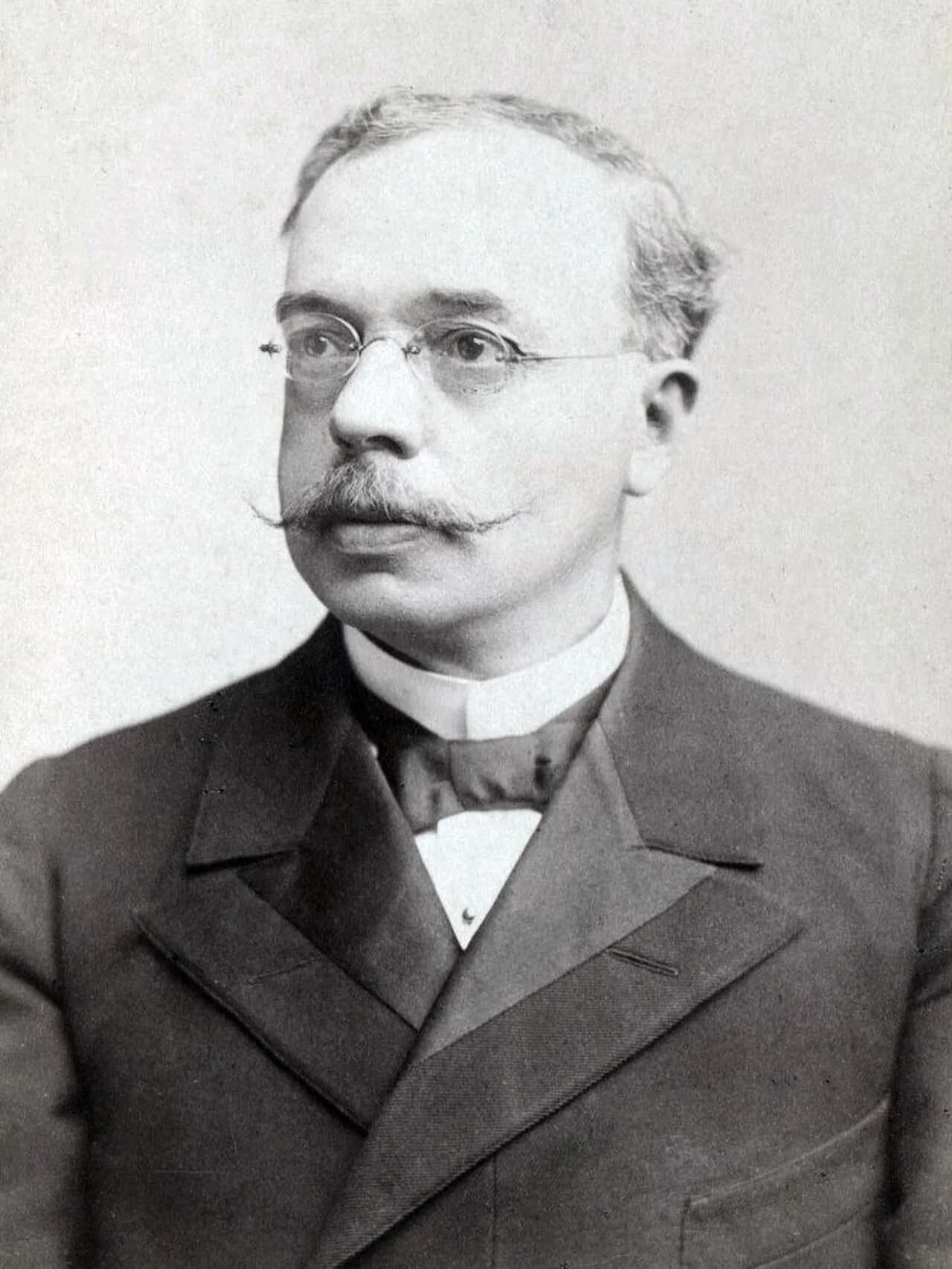 Enrique Mac Iver