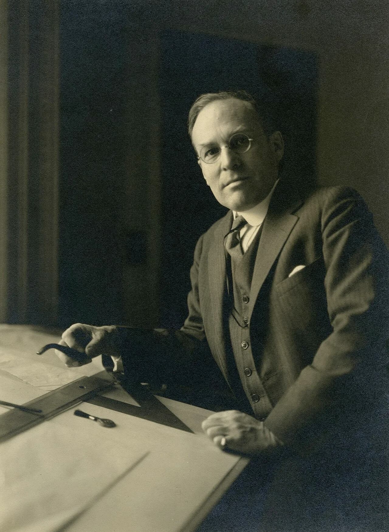 Leicester Bodine Holland