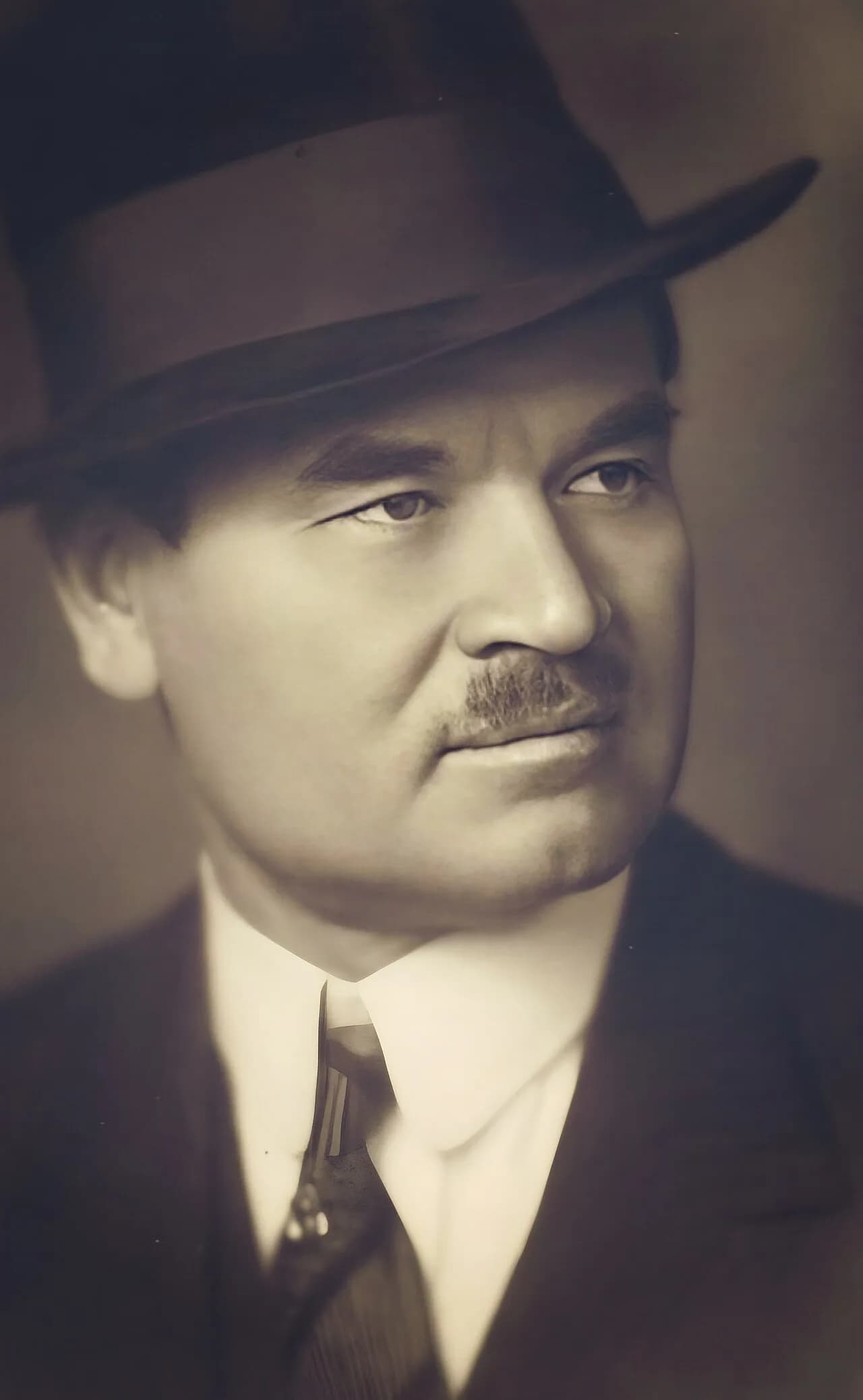 Ziynetullah Ahsen Böre
