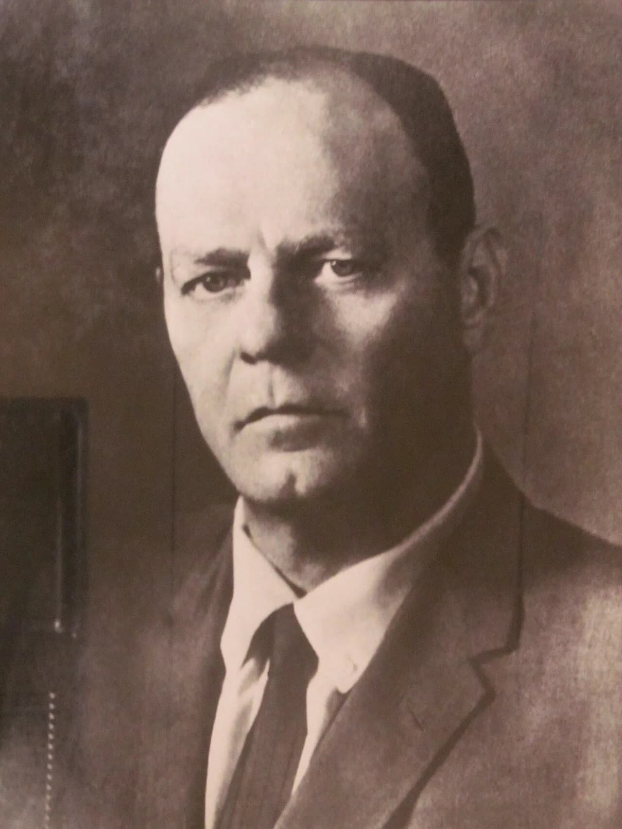 Frank Burton Ellis
