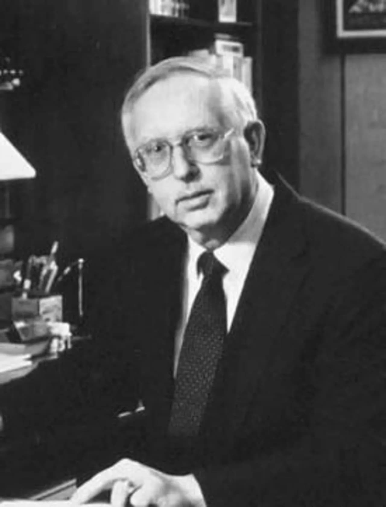 Gerald Tomlinson