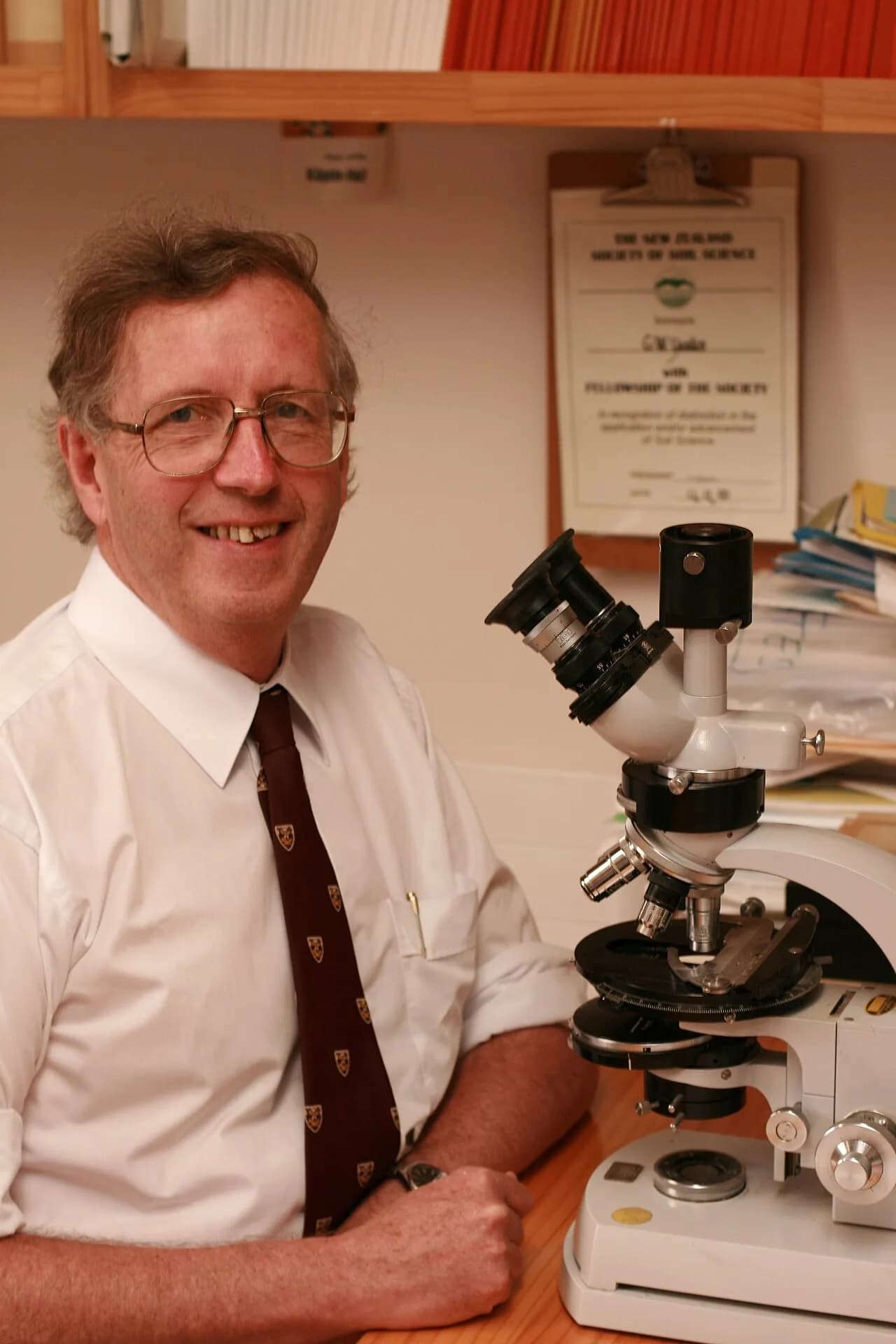 Gregor W. Yeates
