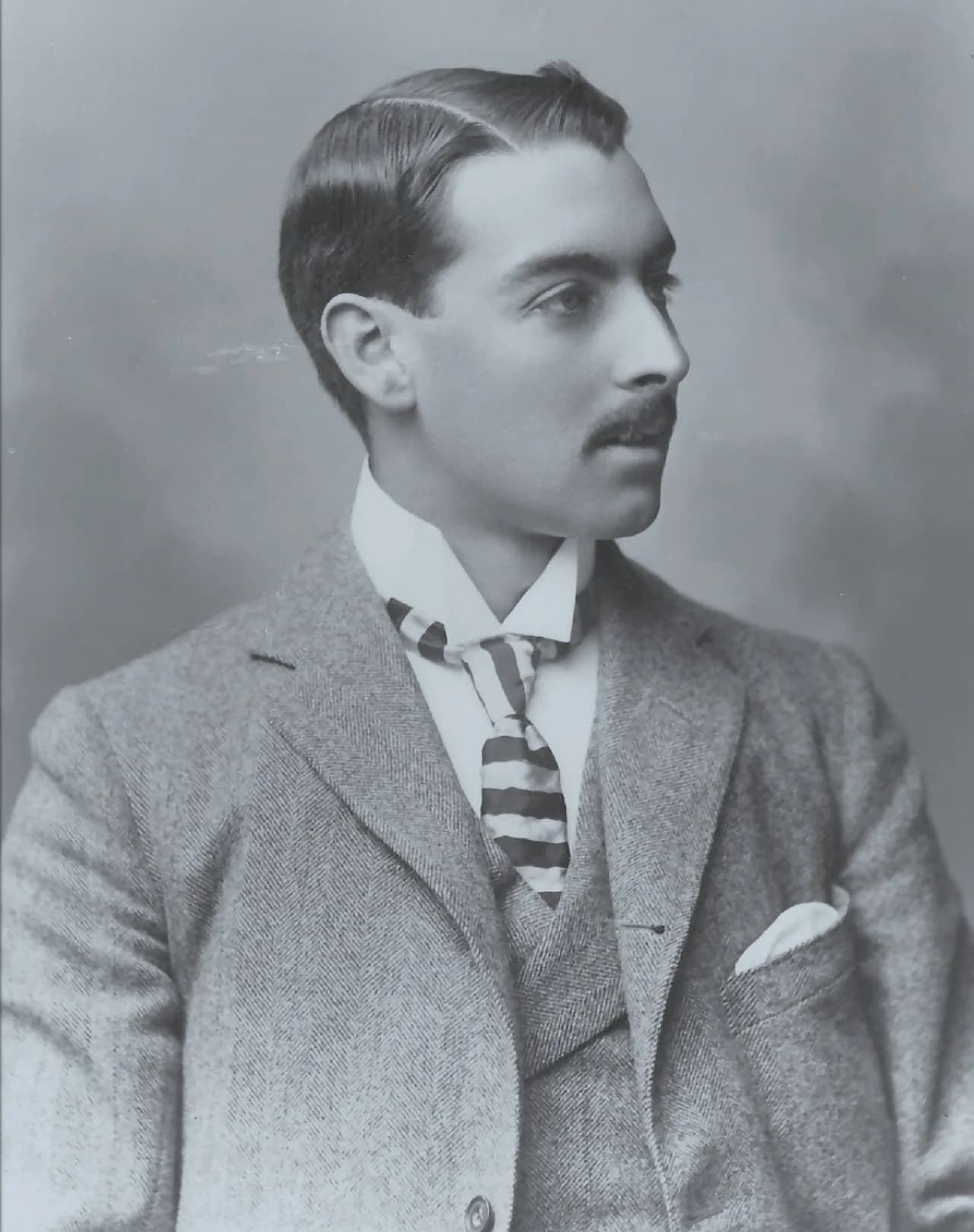 Mackay Hugh Baillie Scott