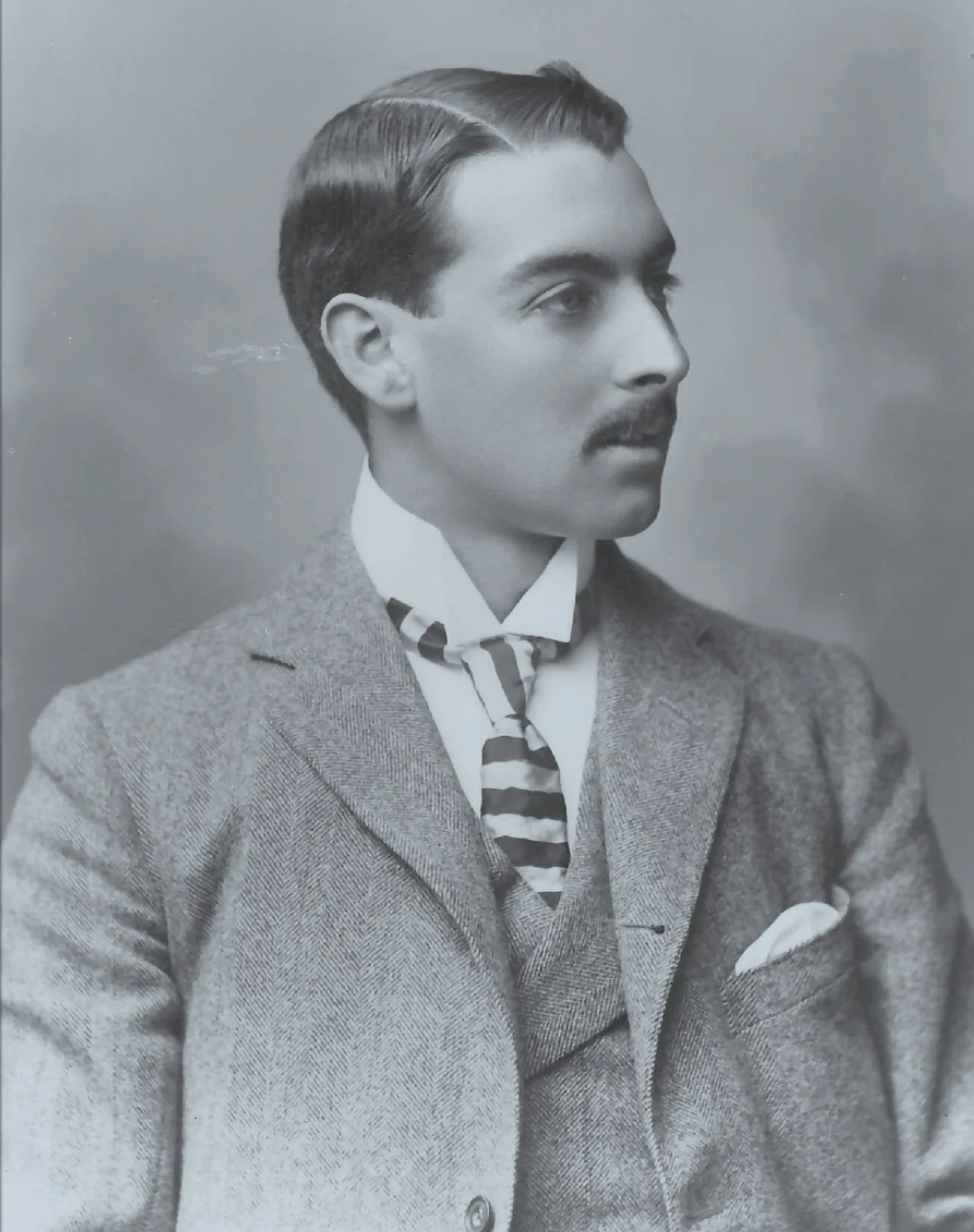 Mackay Hugh Baillie Scott