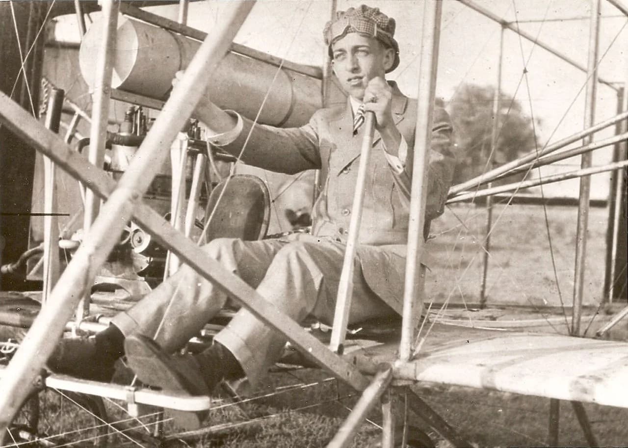 Curtiss LaQ. Day