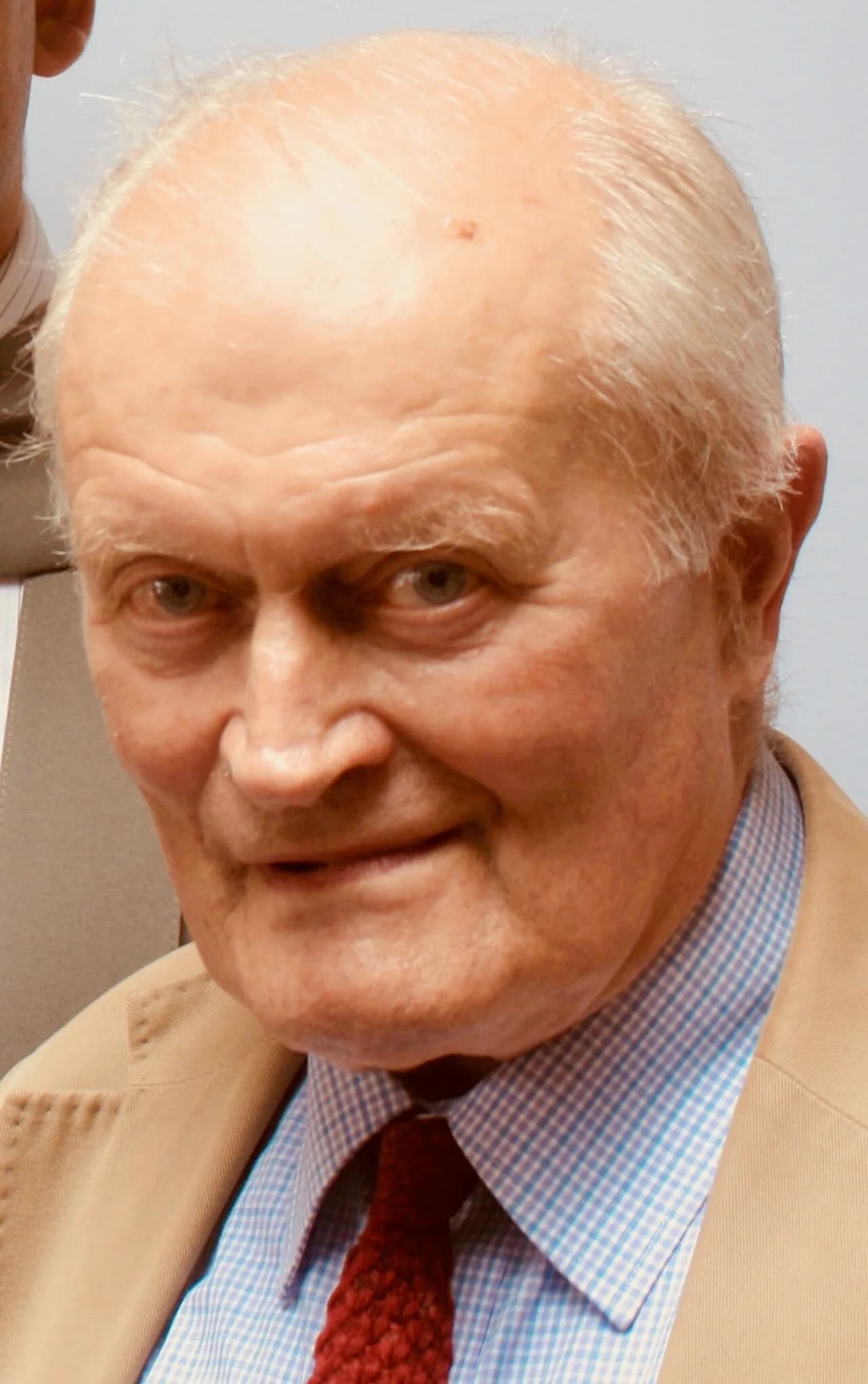 Guy Arnold