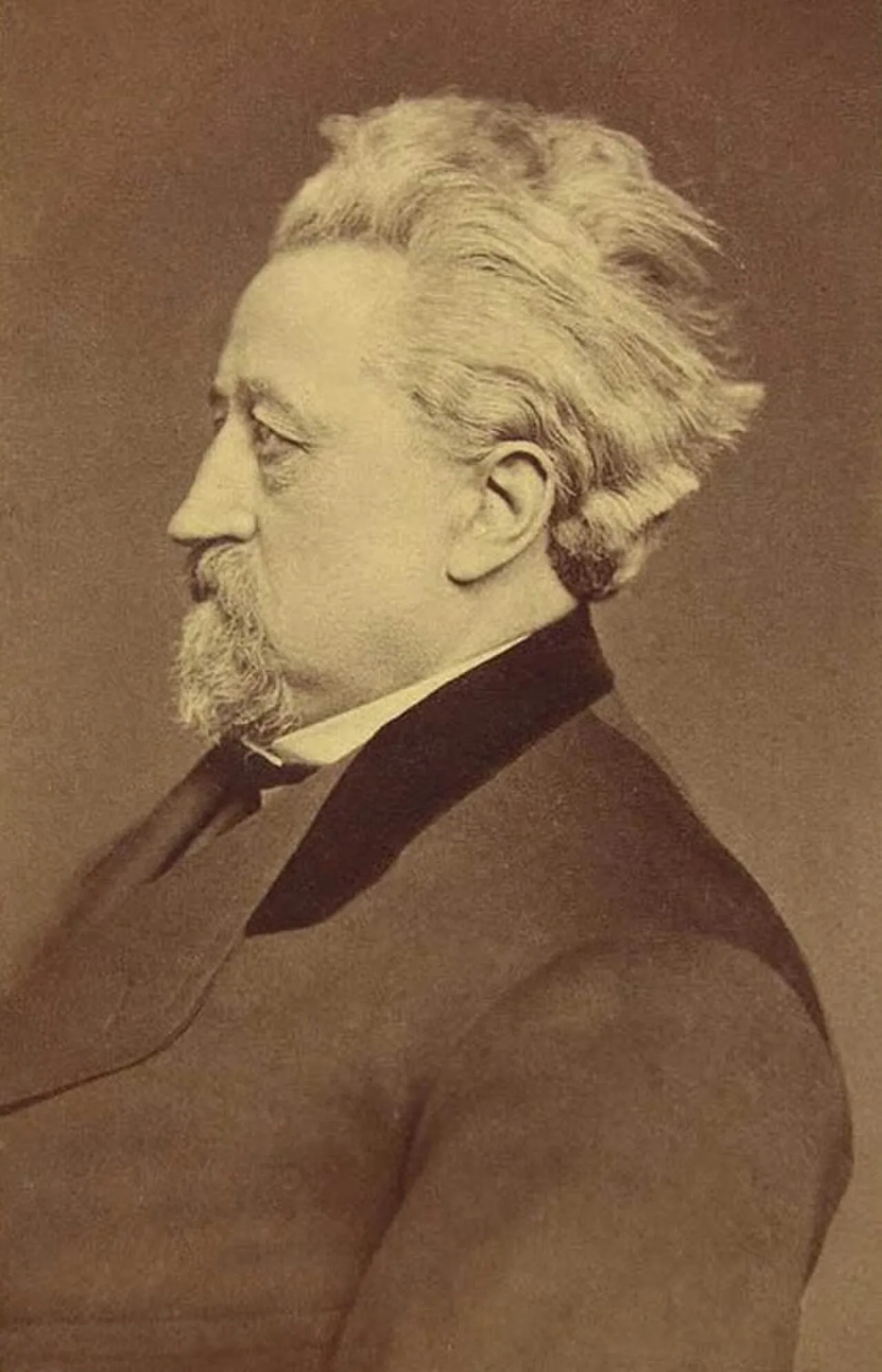 H. W. Curtiss