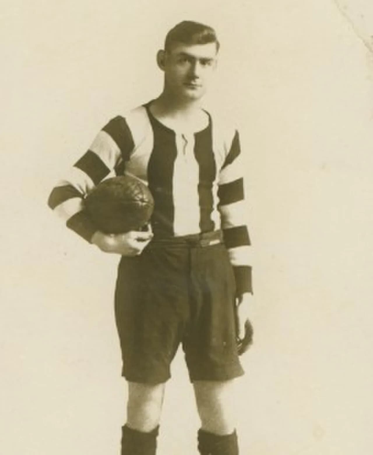 Harry Saunders