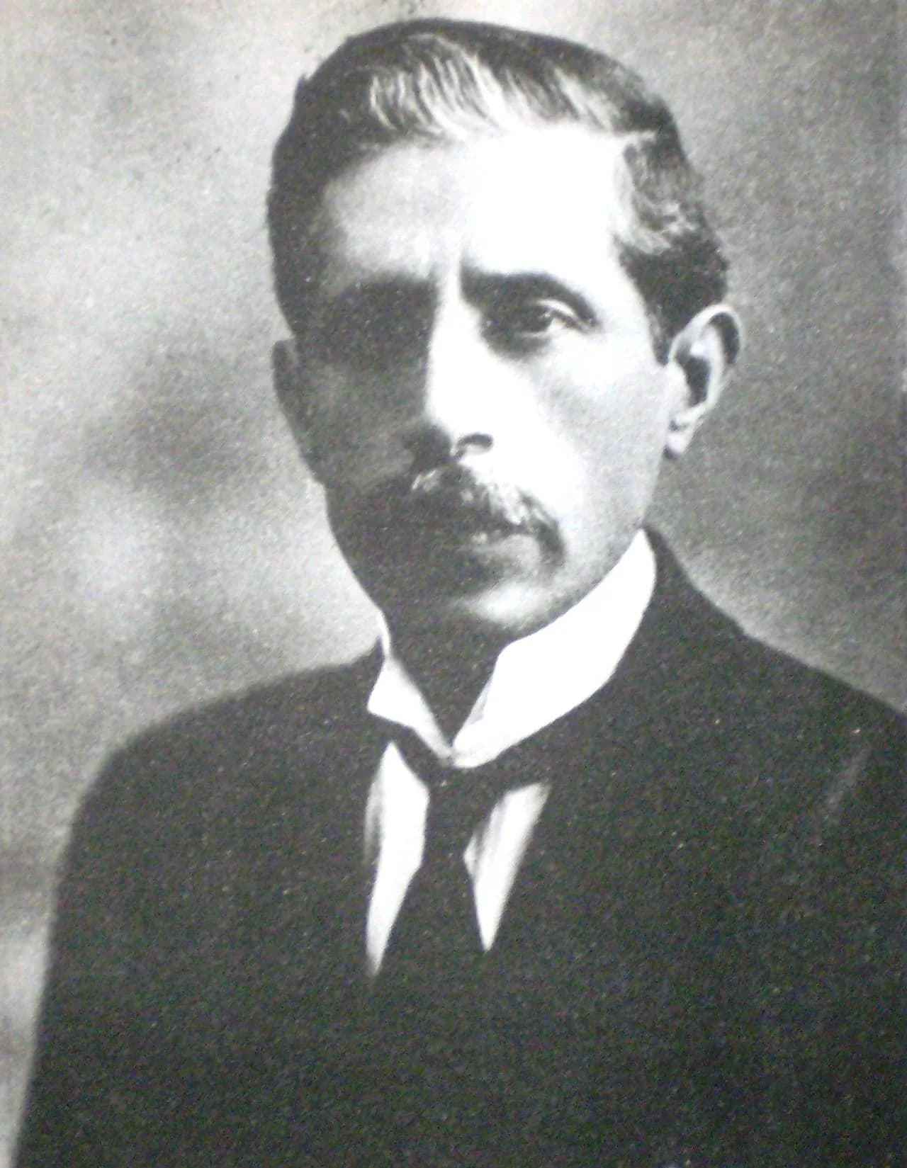 Andrés A. Chazarreta
