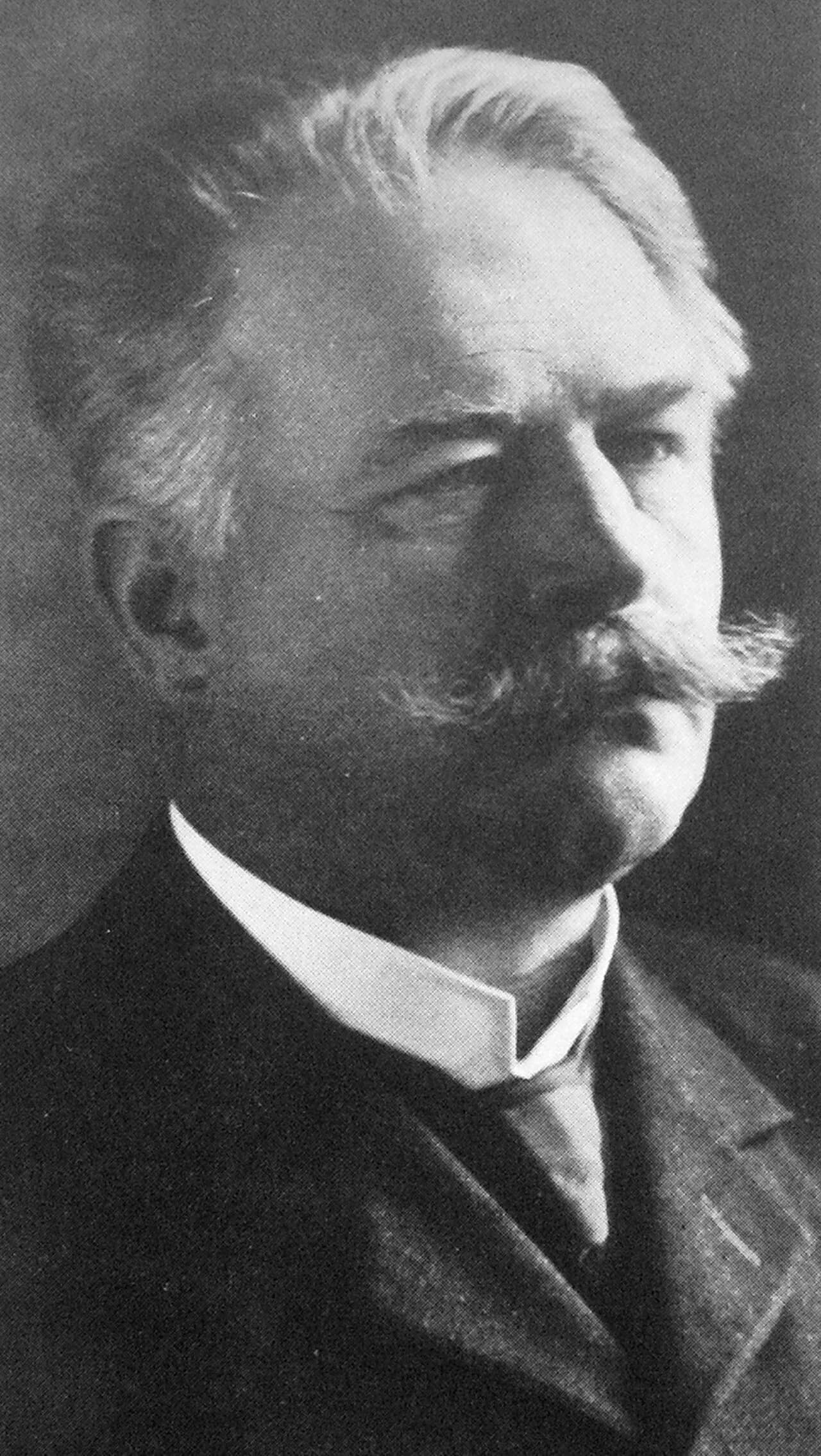 Hugo Hamilton