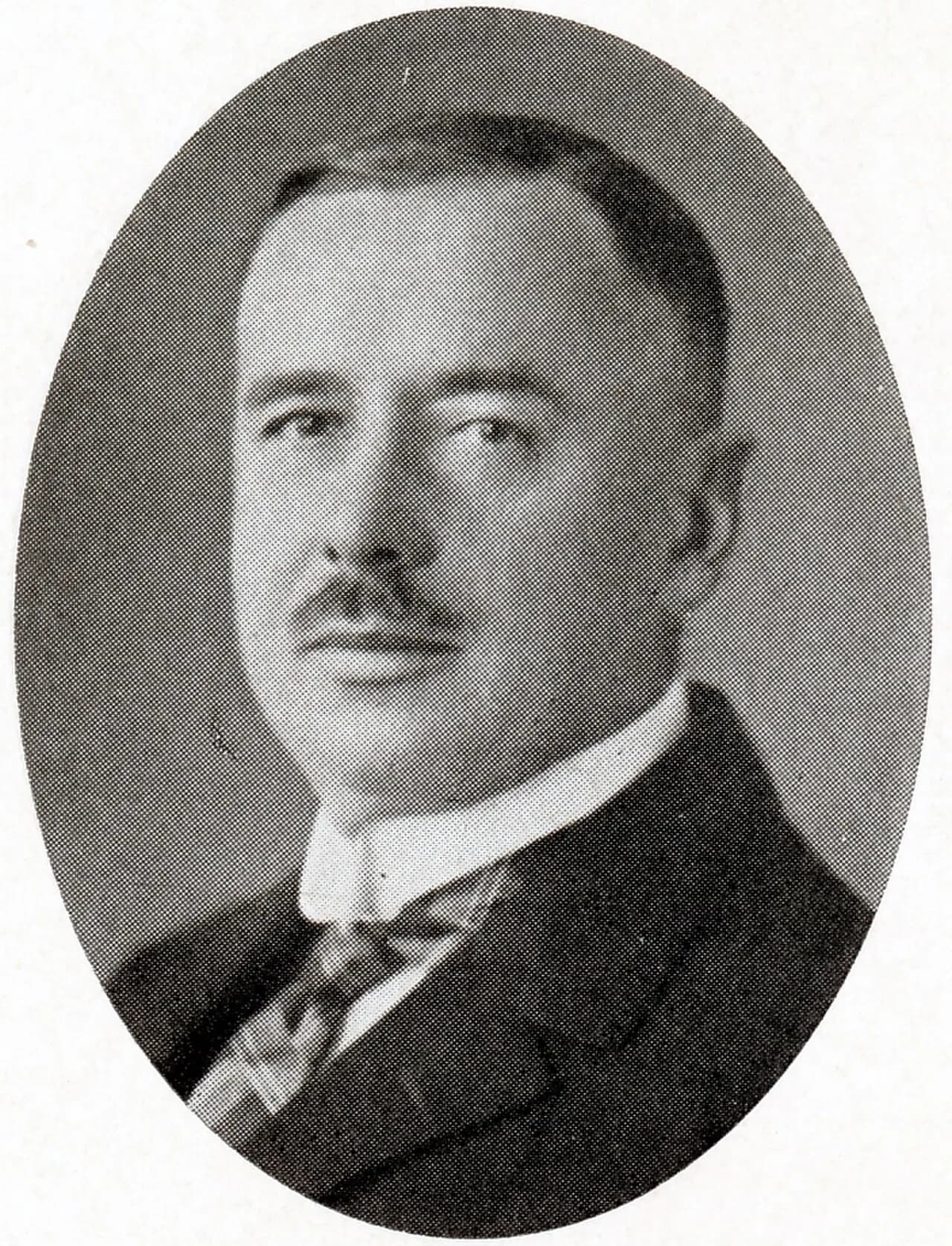 Einar Holm