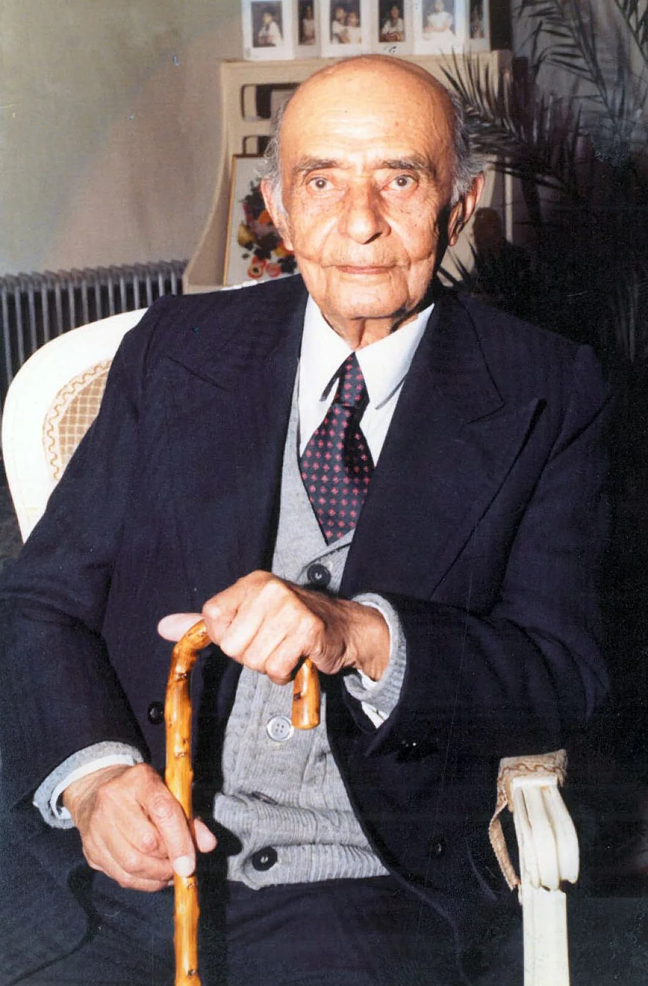 Bagher Momeni