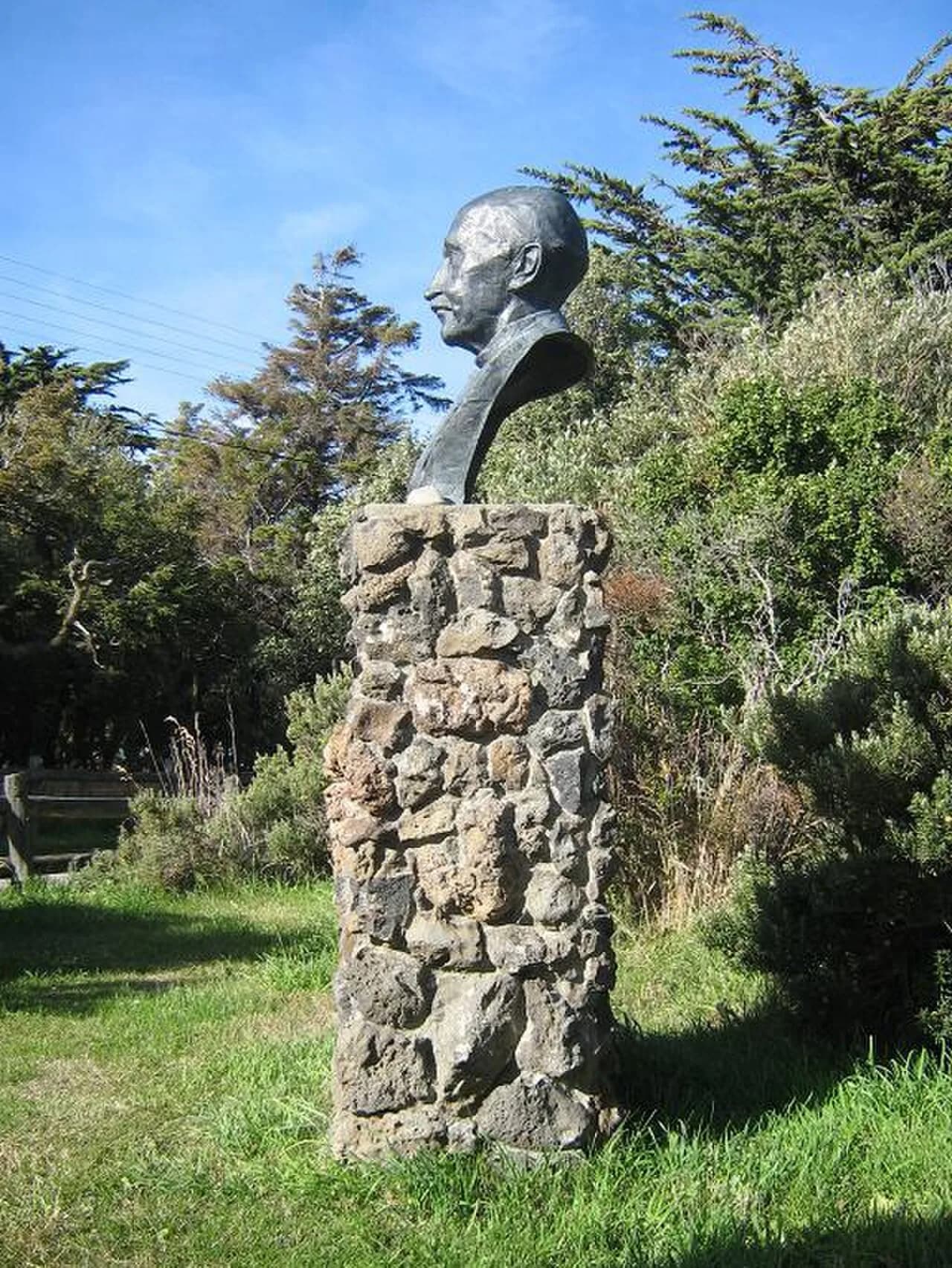 Edmundo Pisano Valdés