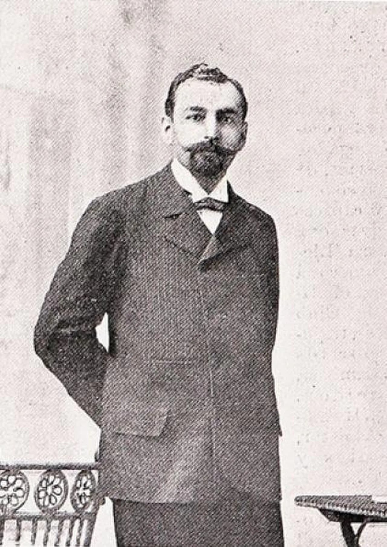 Enrique Deformes