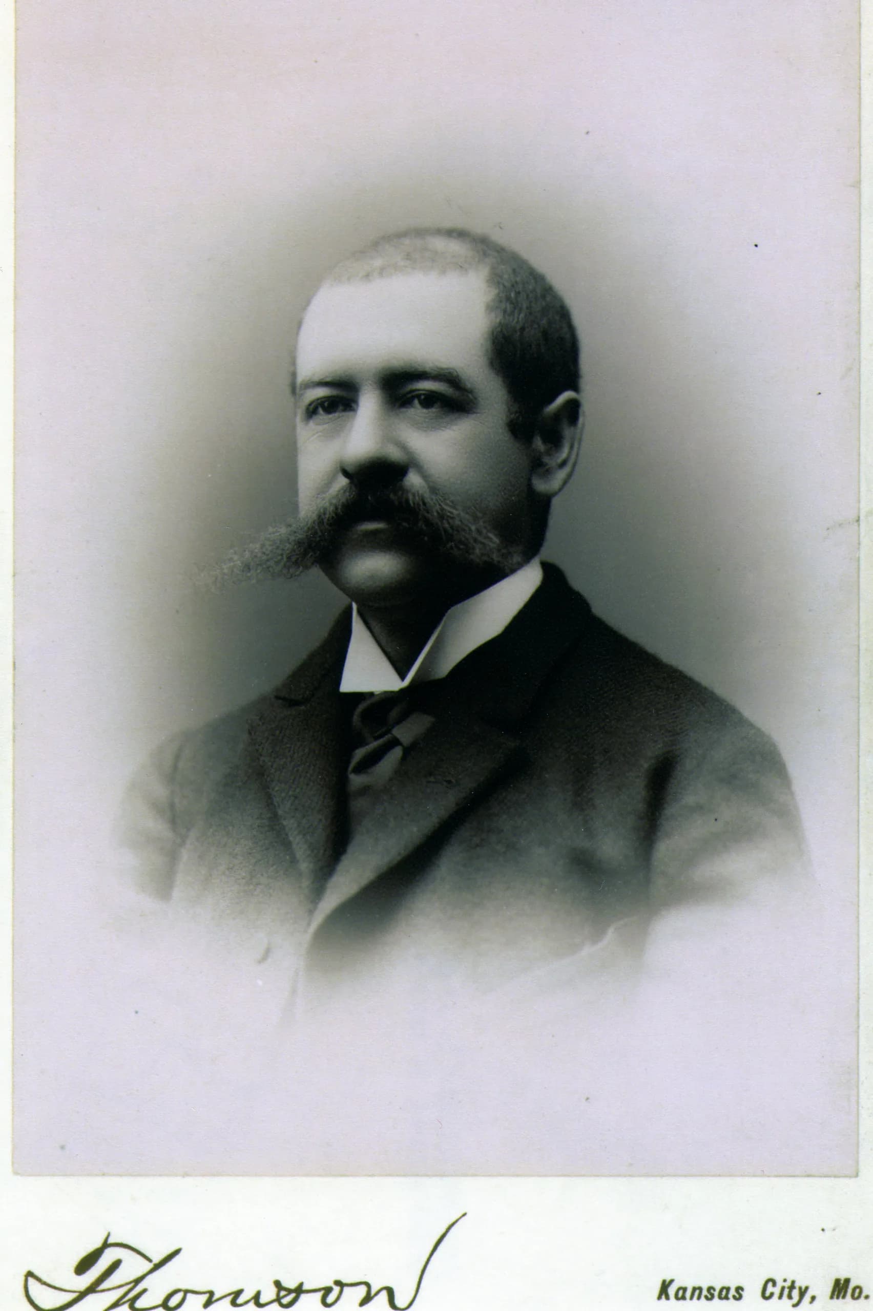 Roberto Gayol