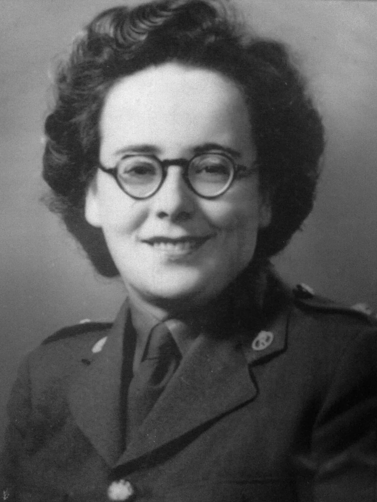 Lily McNicholas