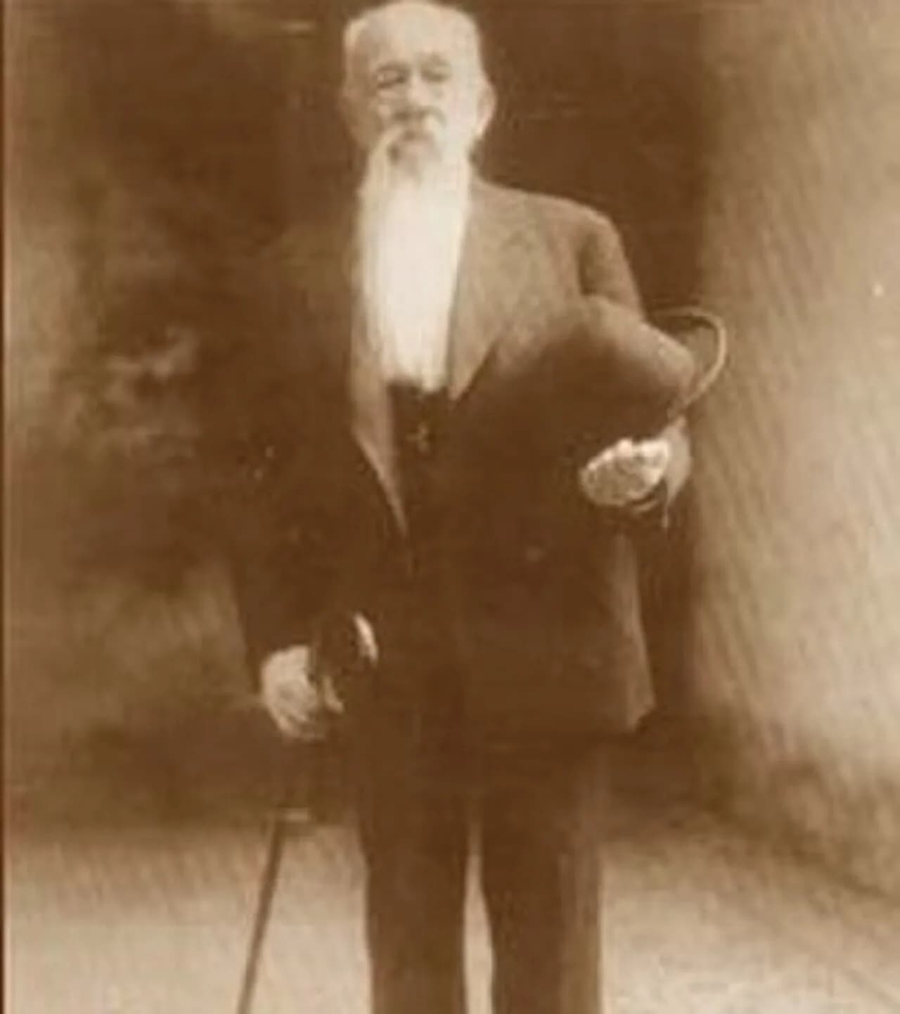 Hermógenes Ruiz