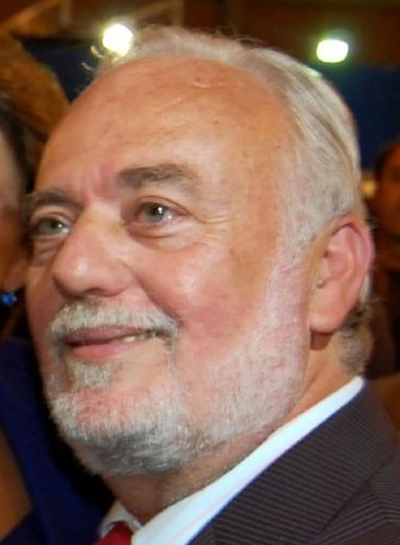 Isaías Pérez Saldaña