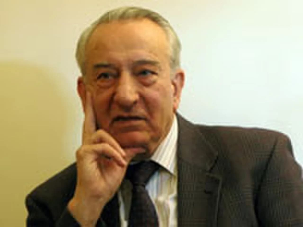 Akbar Etemad