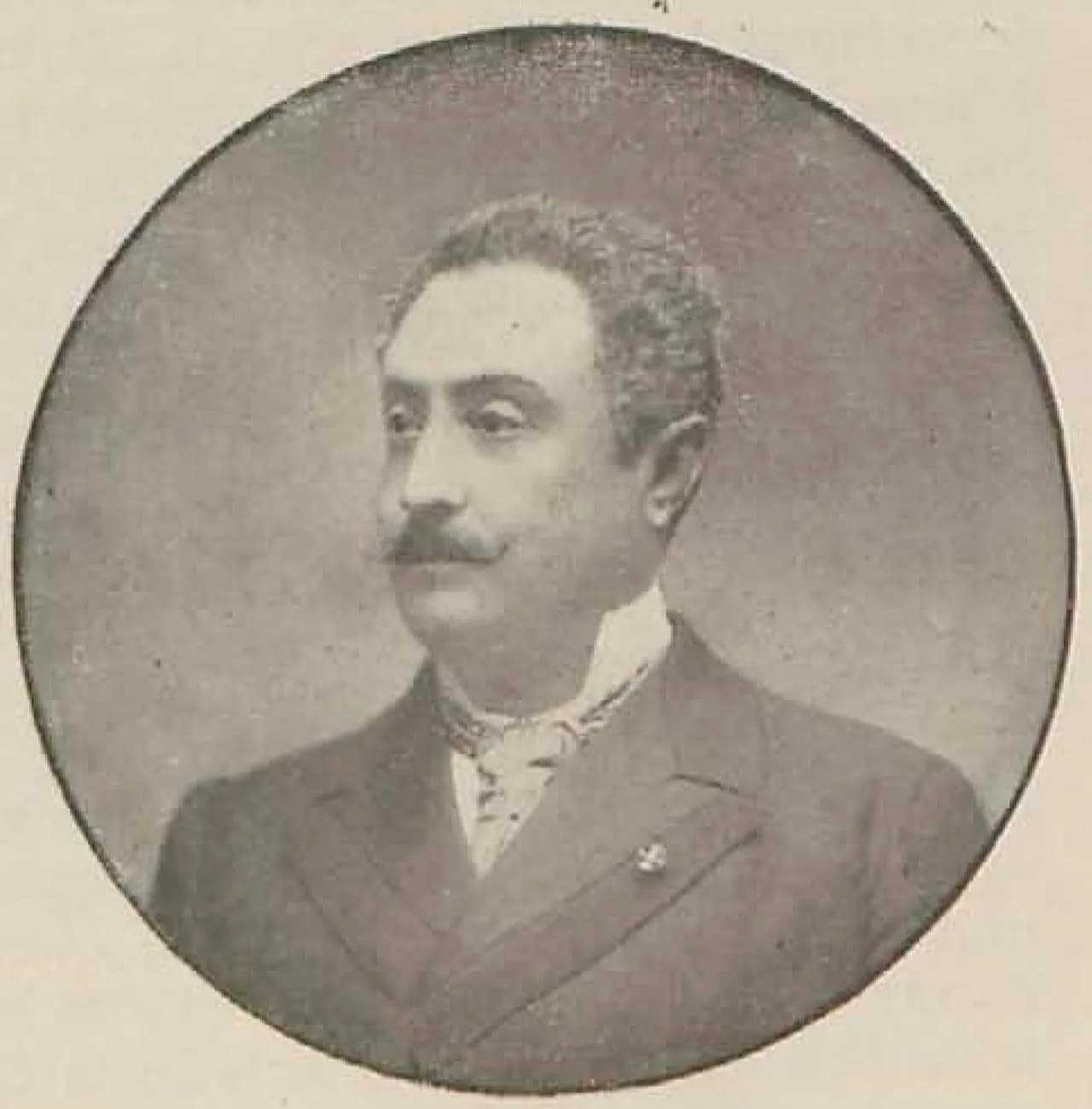 José Urioste Velada