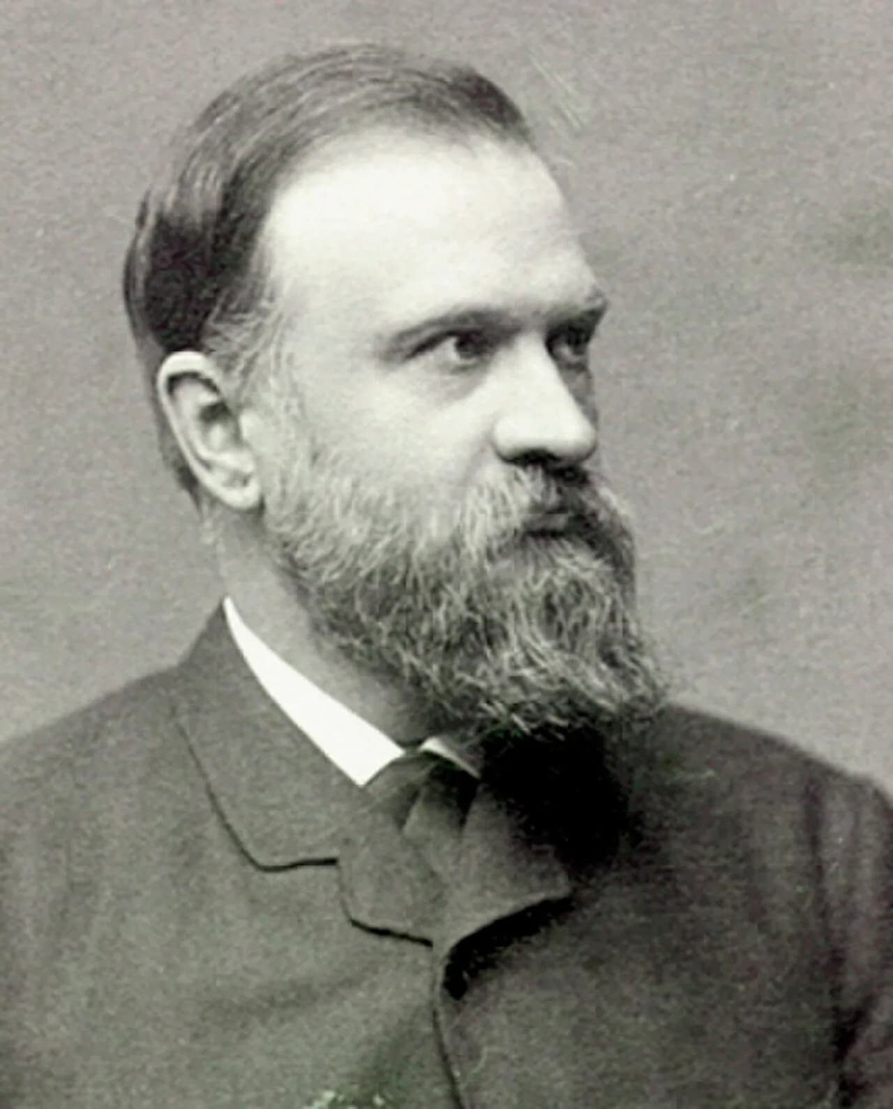 Nils Linder