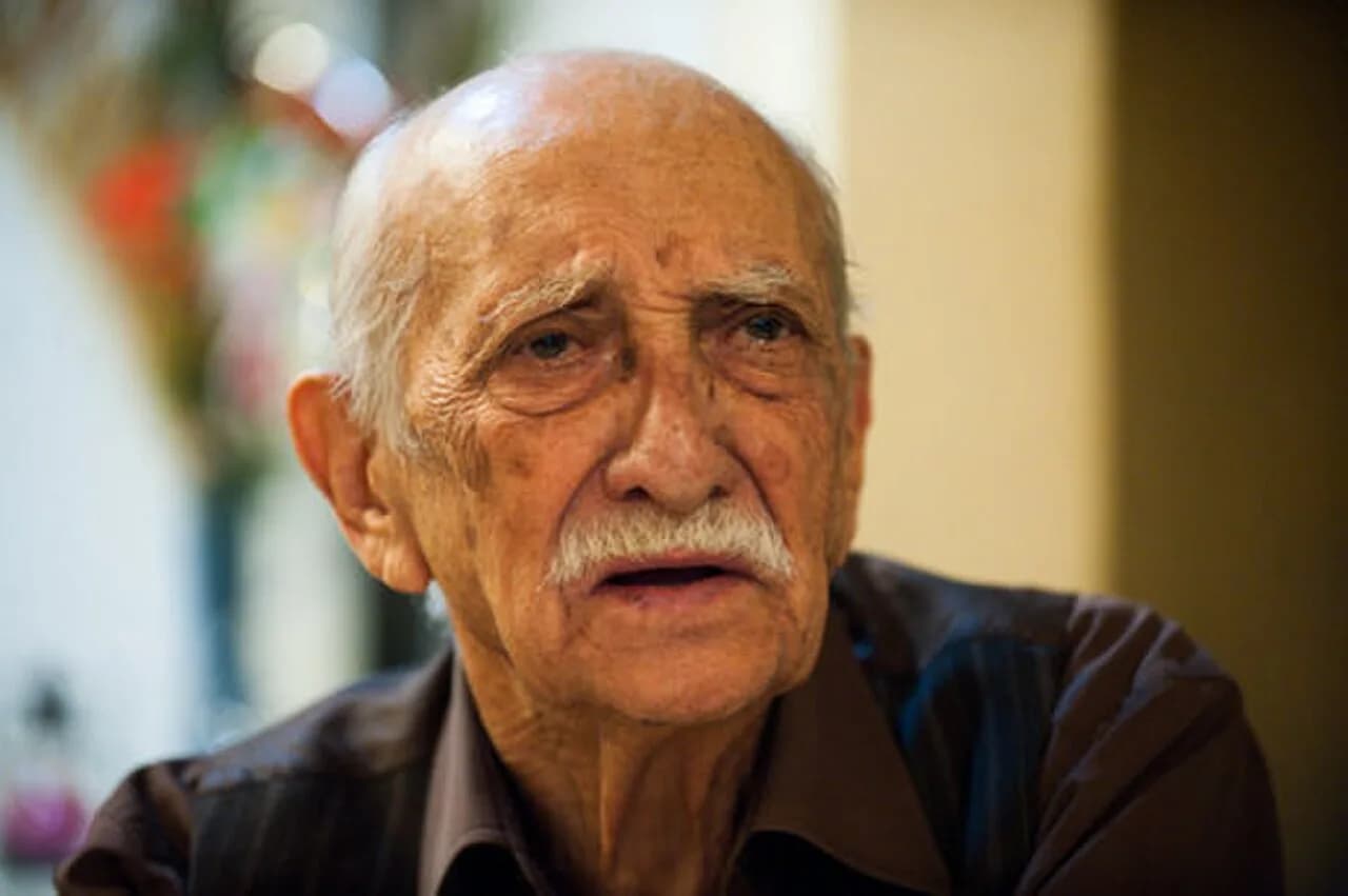 Dariush AsadZadeh