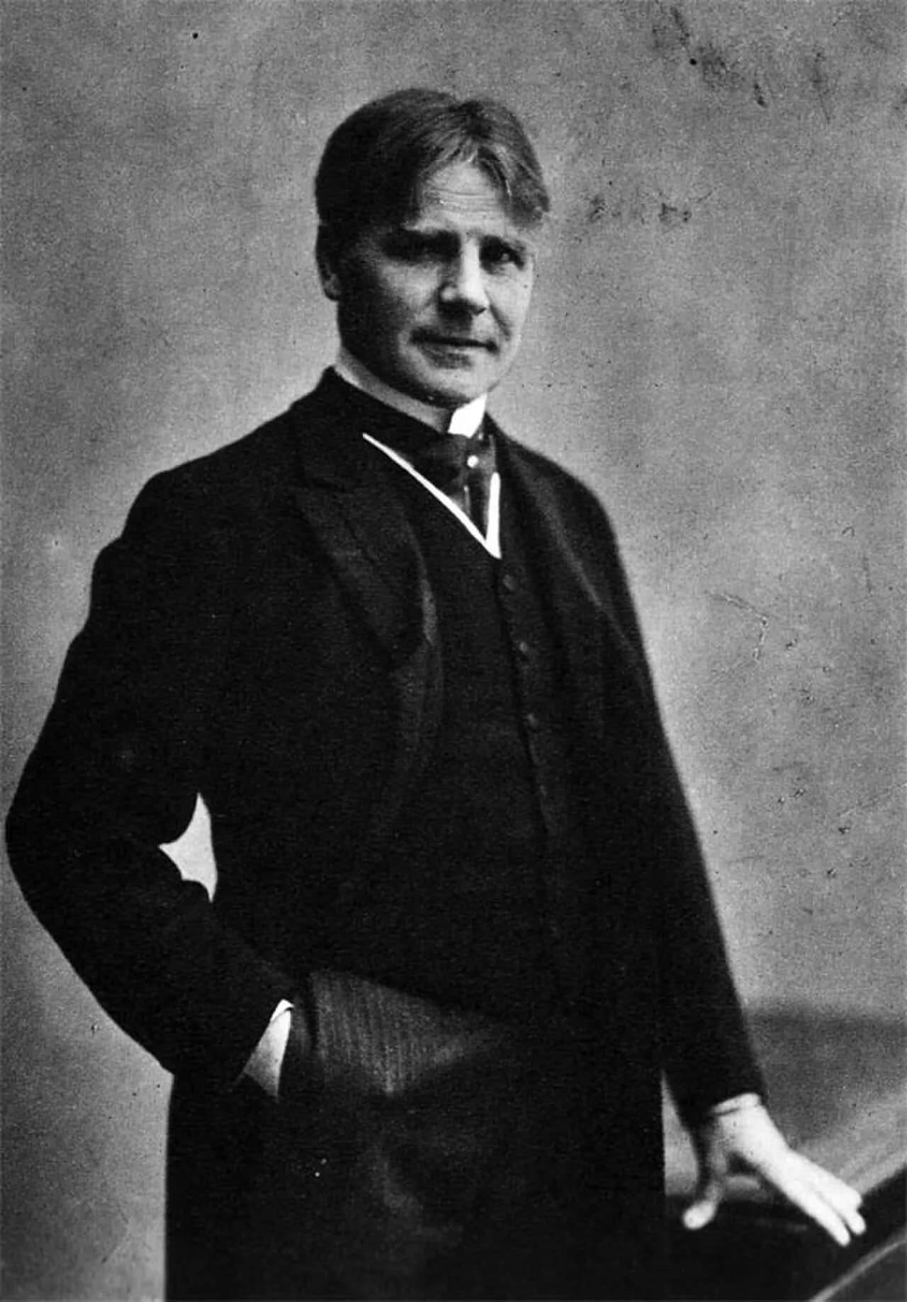 Axel Lundegård
