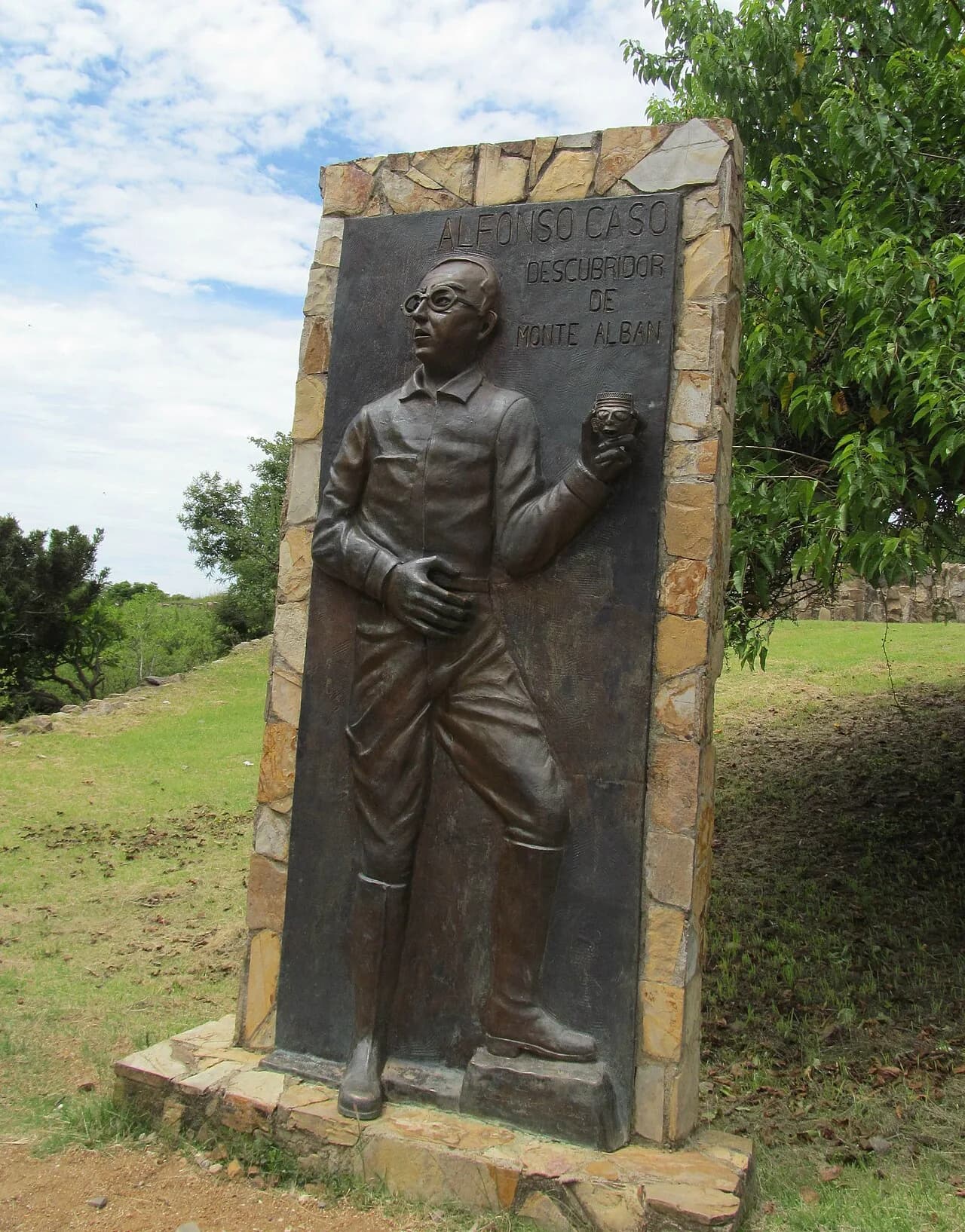Alfonso Caso y Andrade