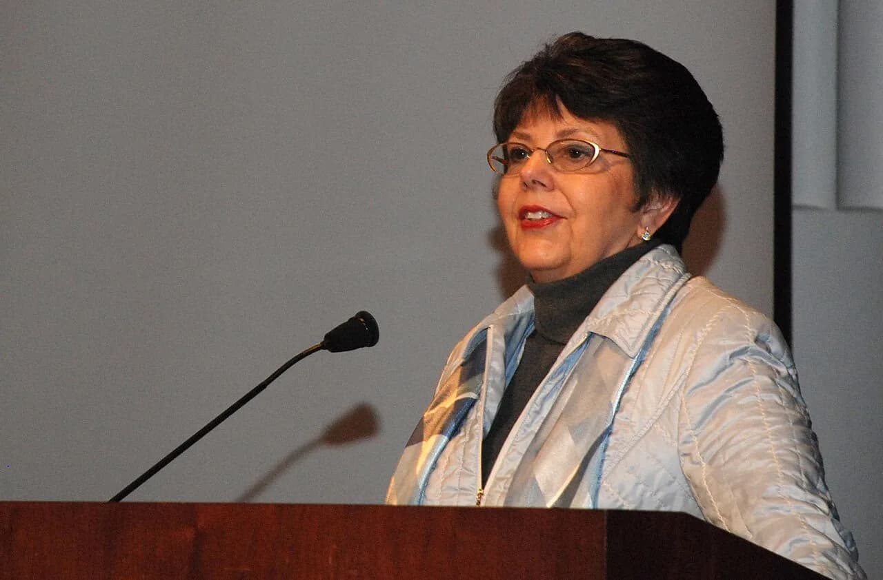Nancy E. Gwinn