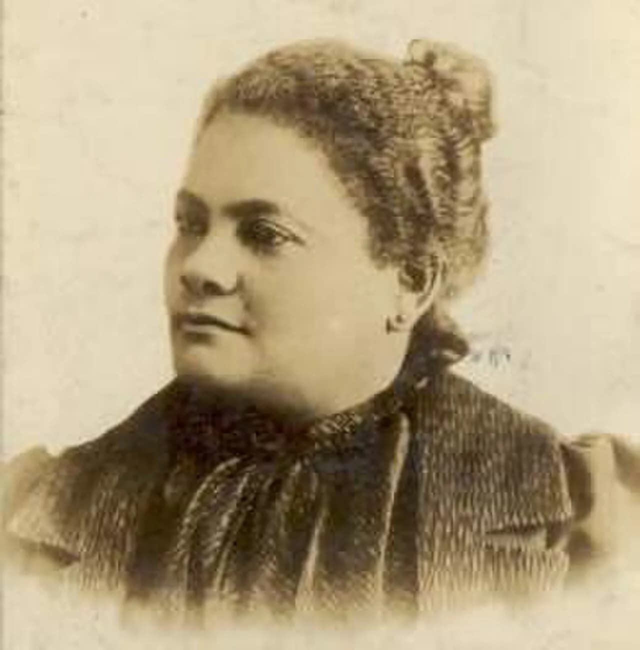 María Cabrales