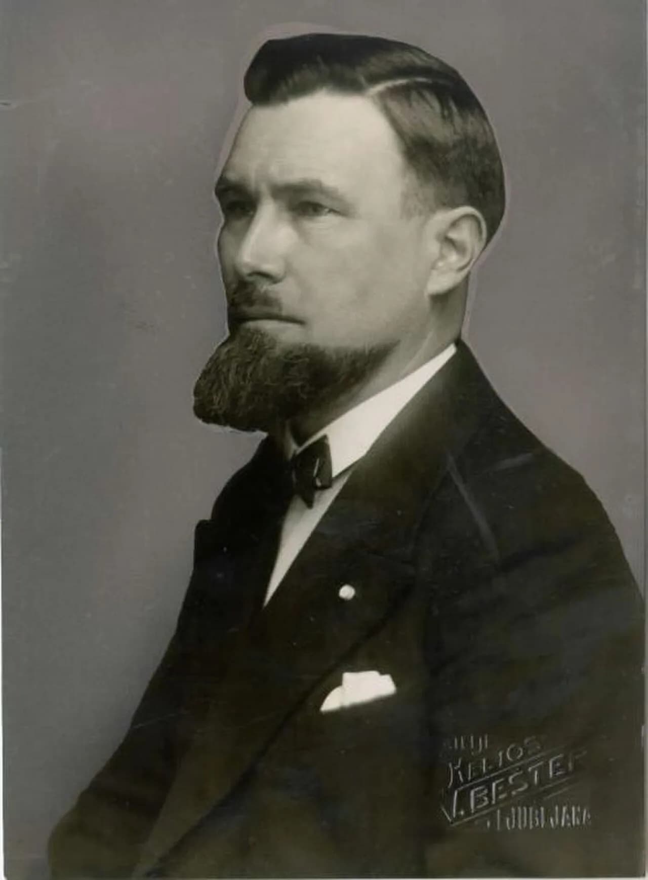 Božo Račič
