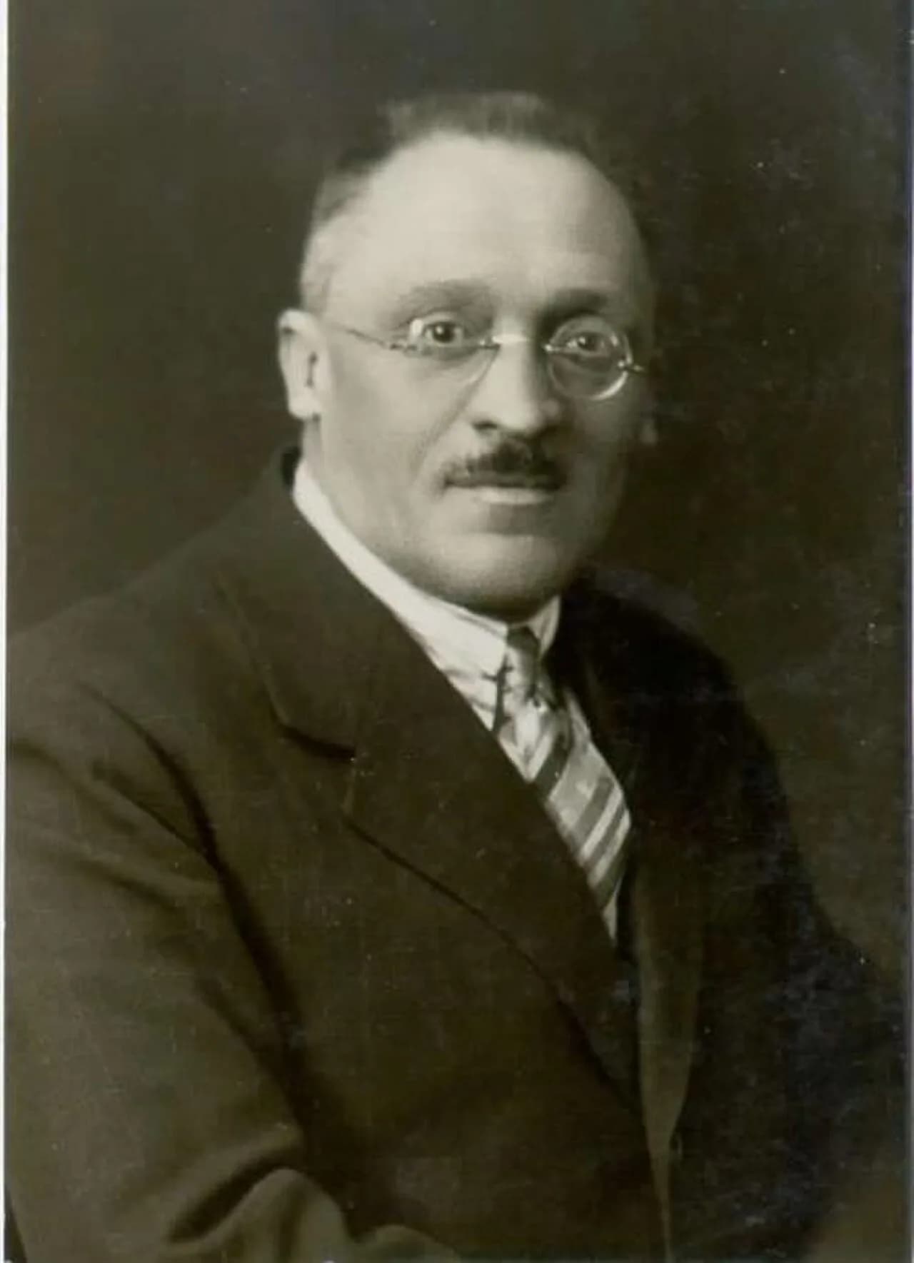 Dragotin Humek
