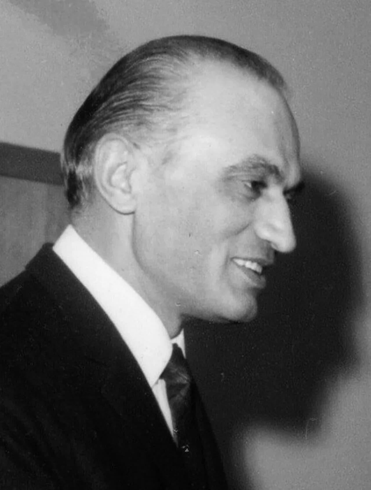 Ziya Müezzinoğlu