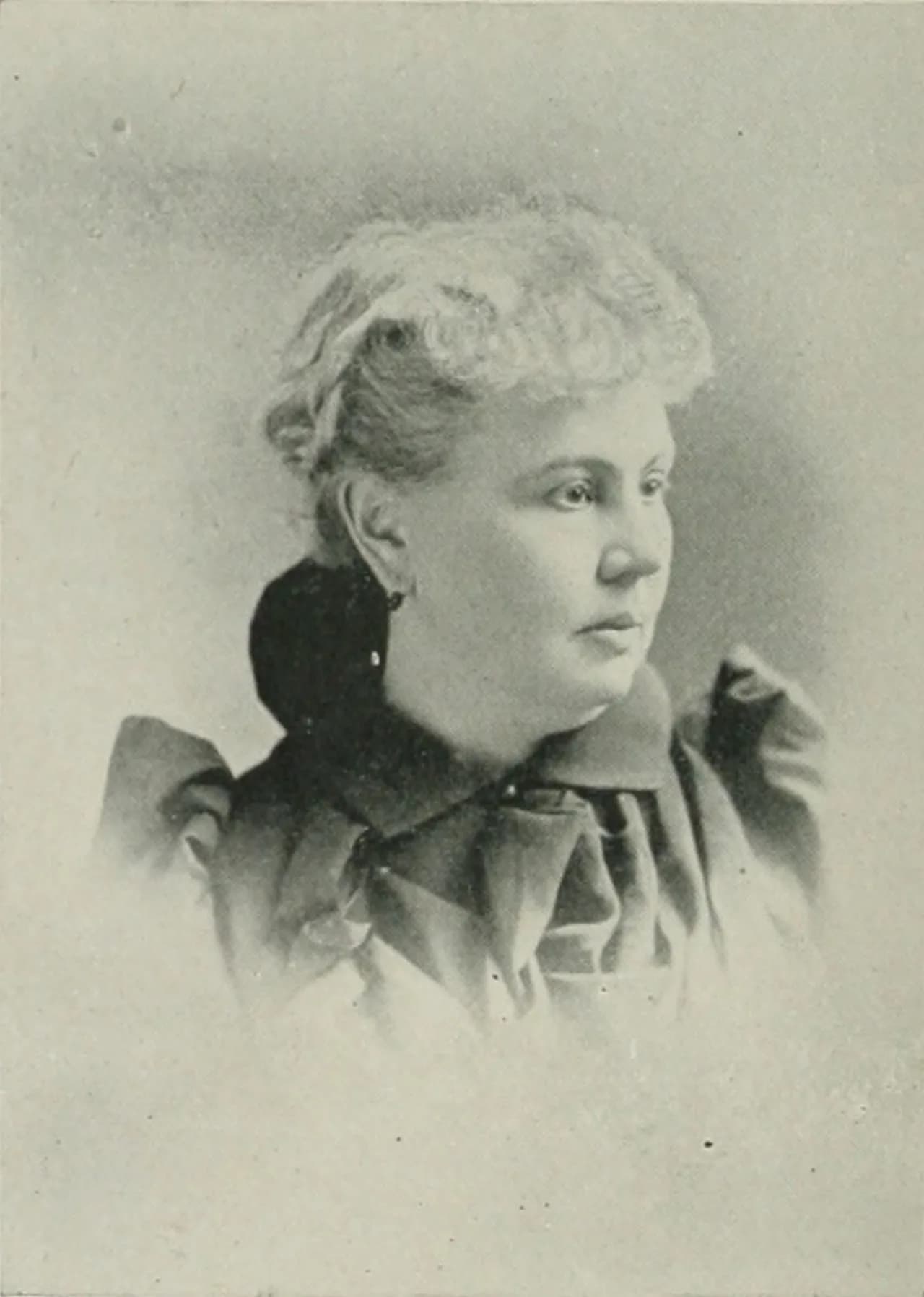 A. Viola Neblett