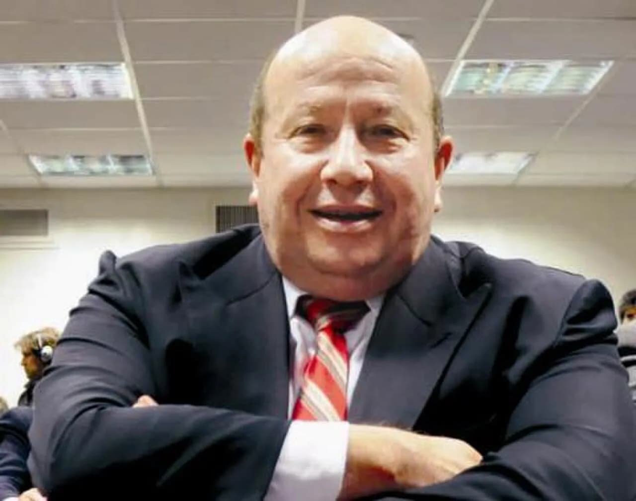 José Roberto Dromi