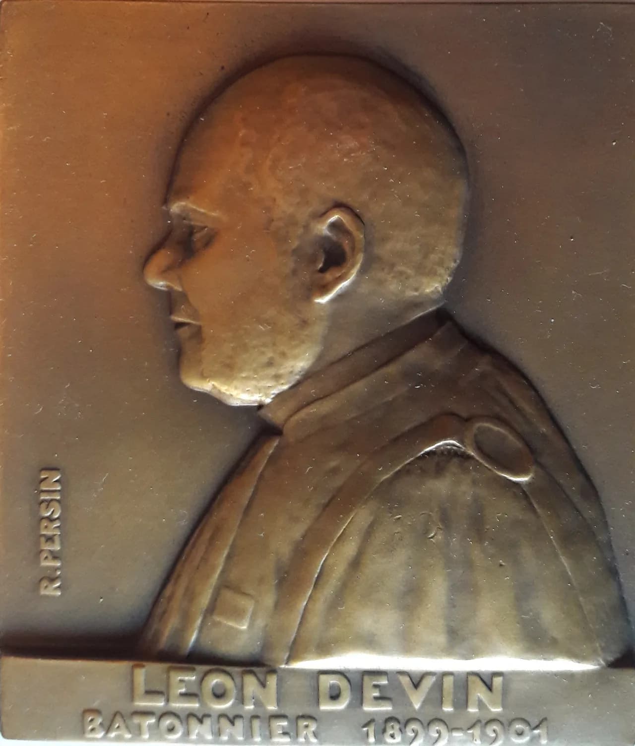 Léon Devin