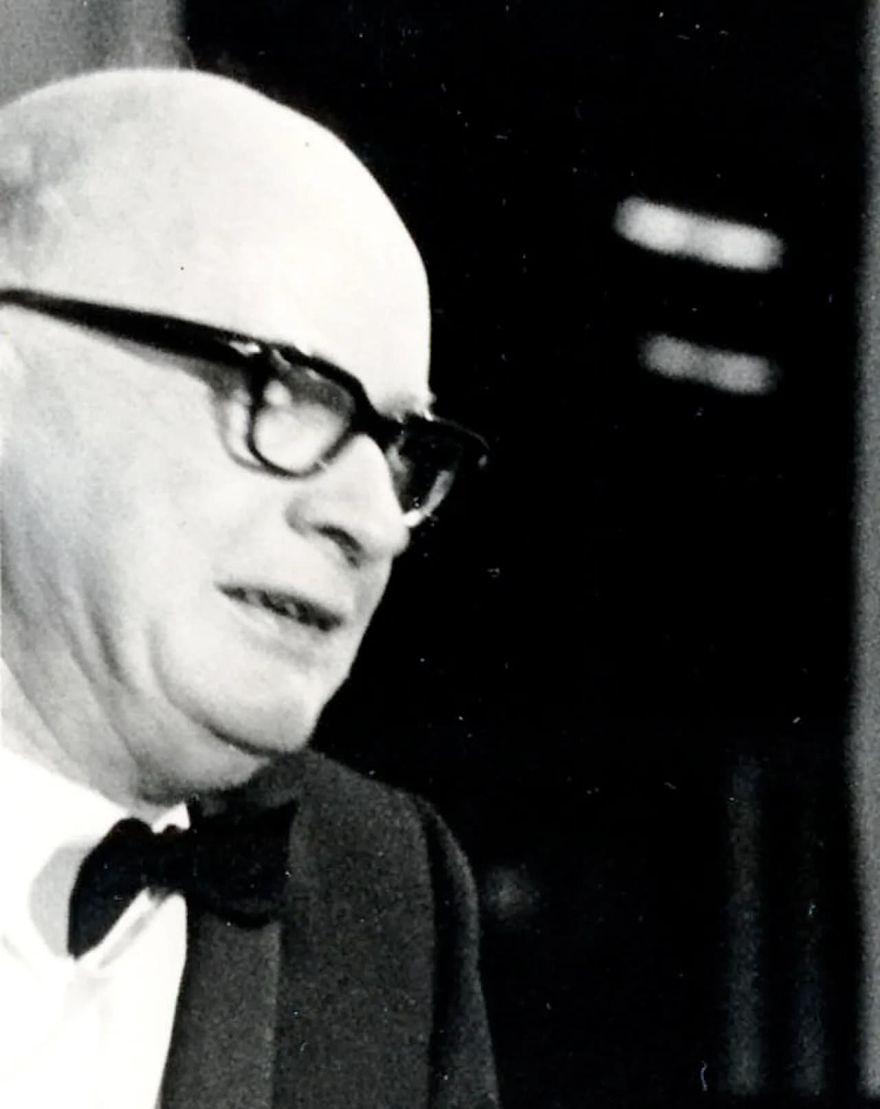 John Lochiel Robson
