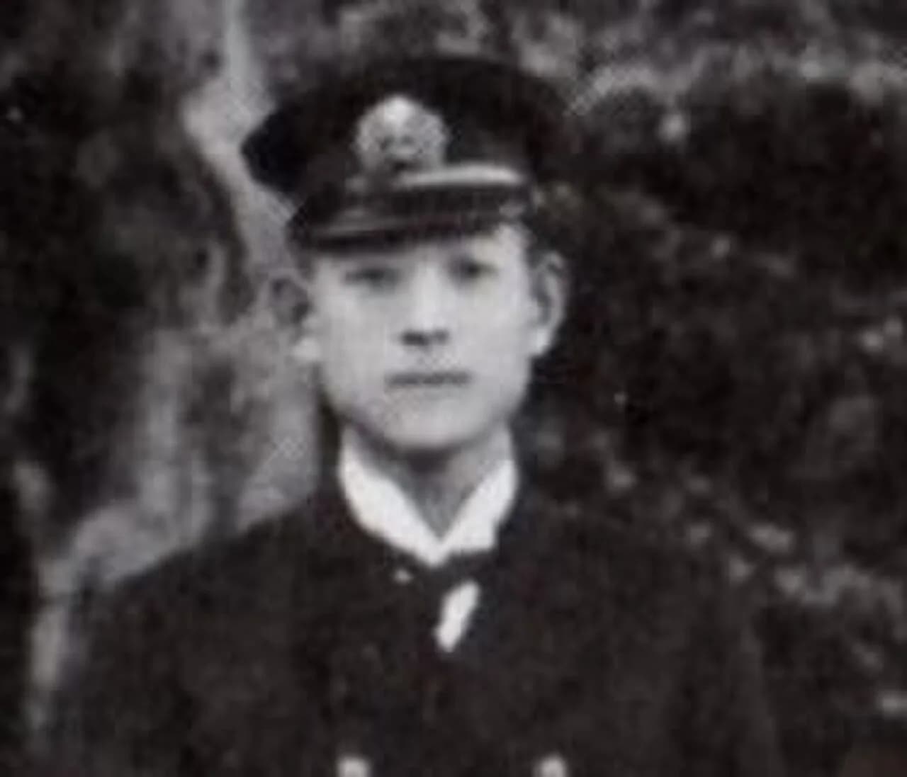 Suguru Suzuki